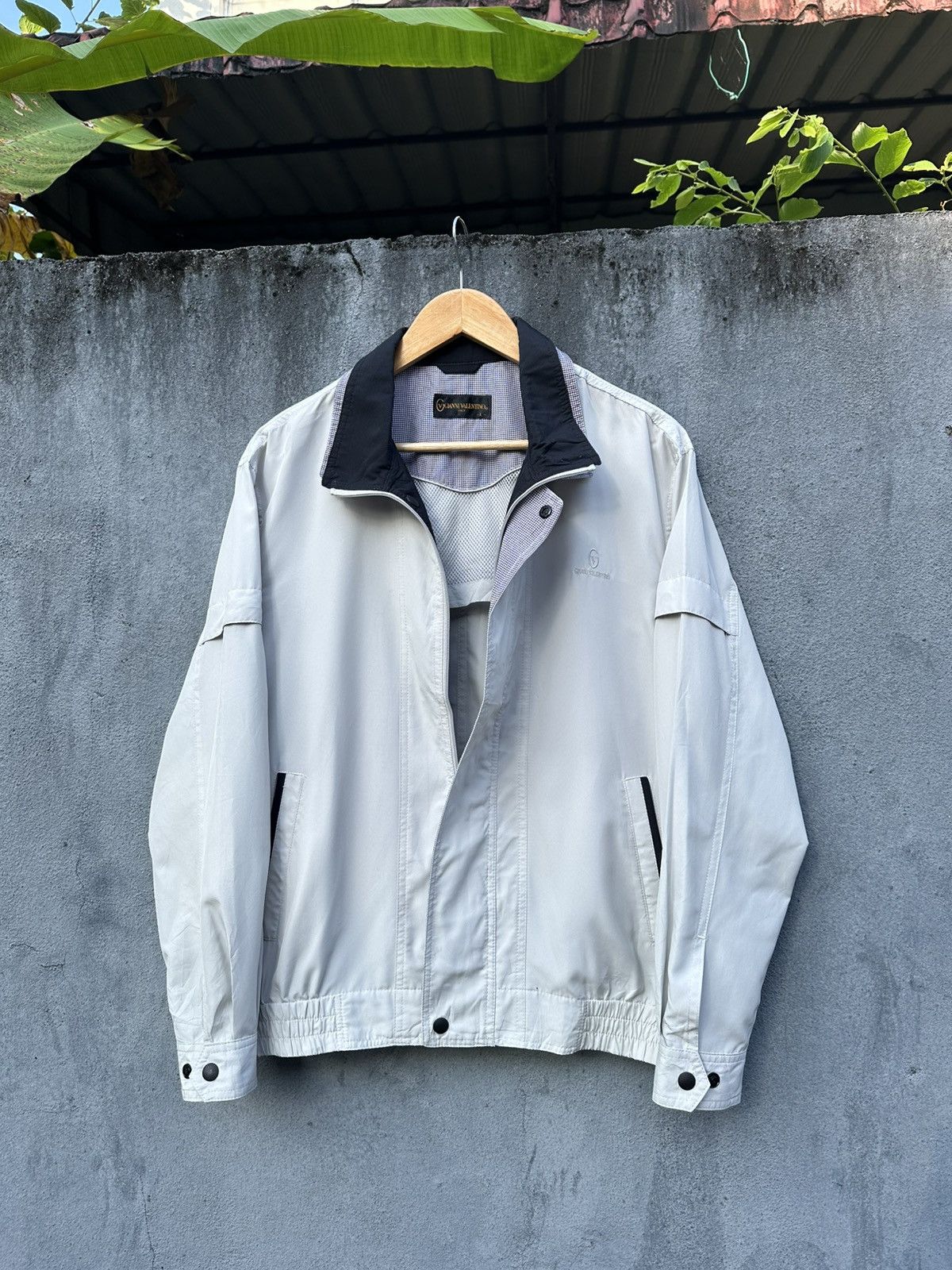 Gianni Valentino 👹Vintage Gianni Valentino Light Bomber Jacket Size US M / EU 48-50 / 2 - 1 Thumbnail