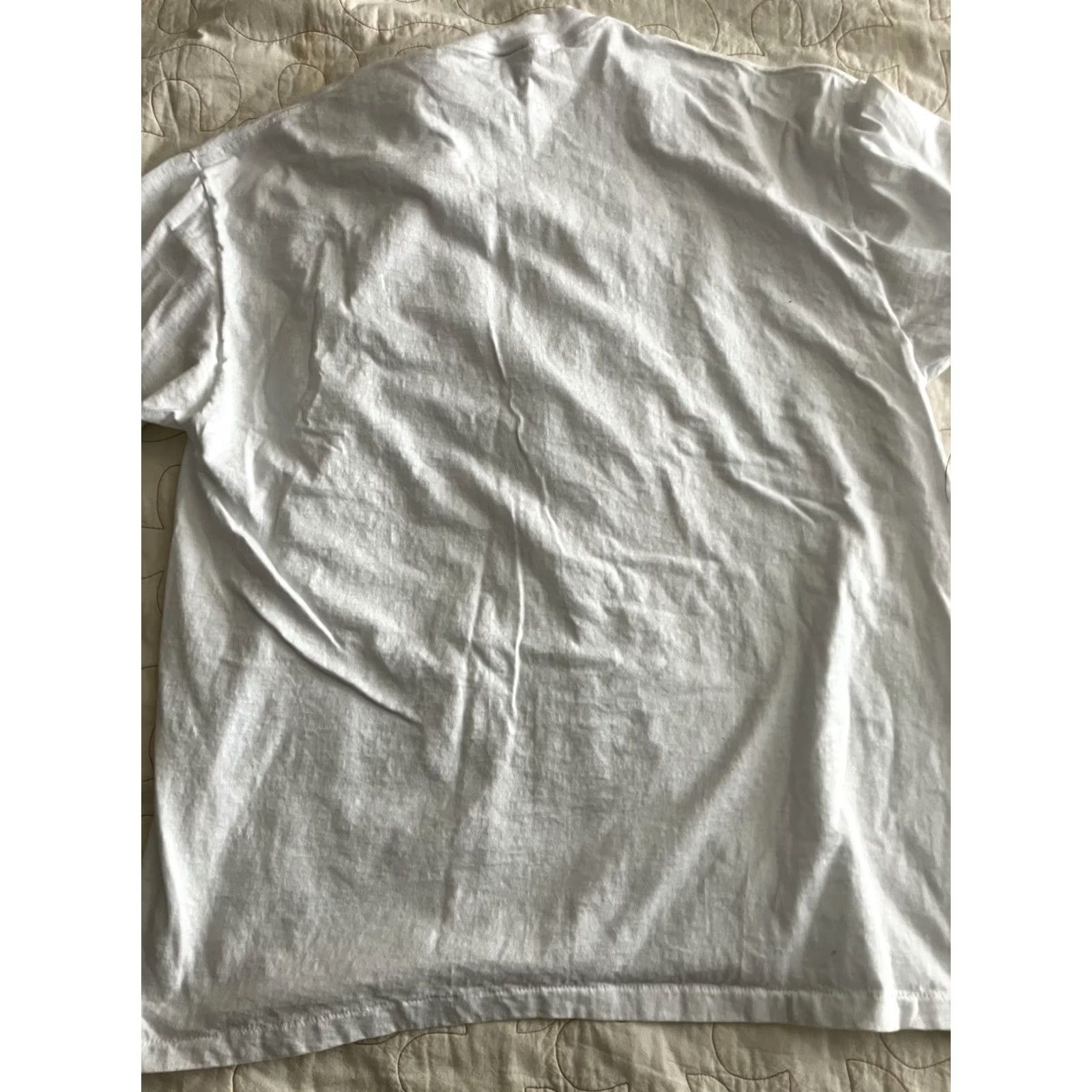 Hanes VINTAGE 90s Clearwater Beach Shirt Mens 2XL White Short Sleeve Crew Neck Sailboat Dolphins Embroidered T-Shirt Hanes Mens Size US XXL / EU 58 / 5 - 3 Thumbnail