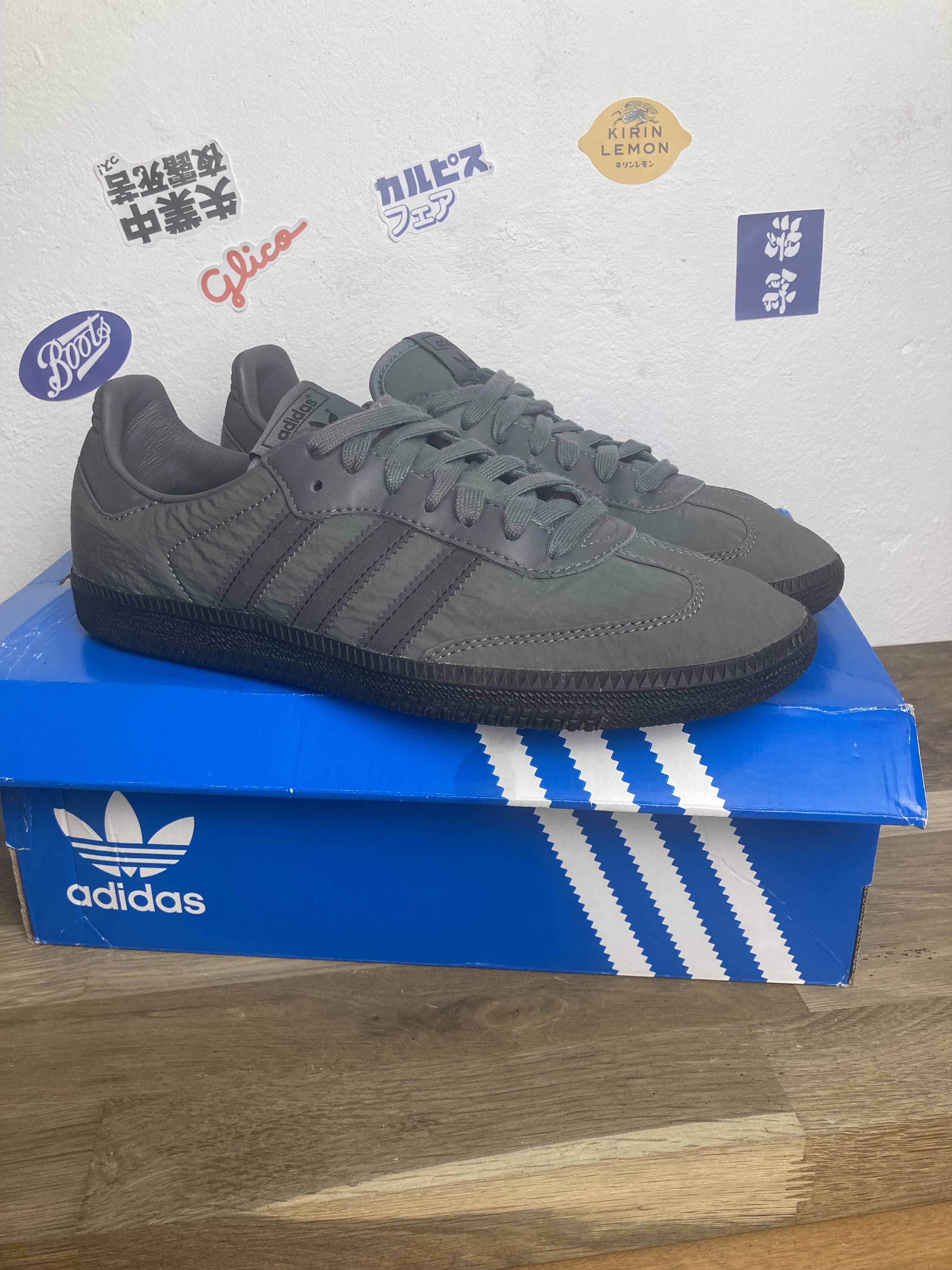 Adidas IH9993 adidas Originals Samba OG Grey Five Core Black US8.5 Size US 8.5 / EU 41-42 - 12 Thumbnail