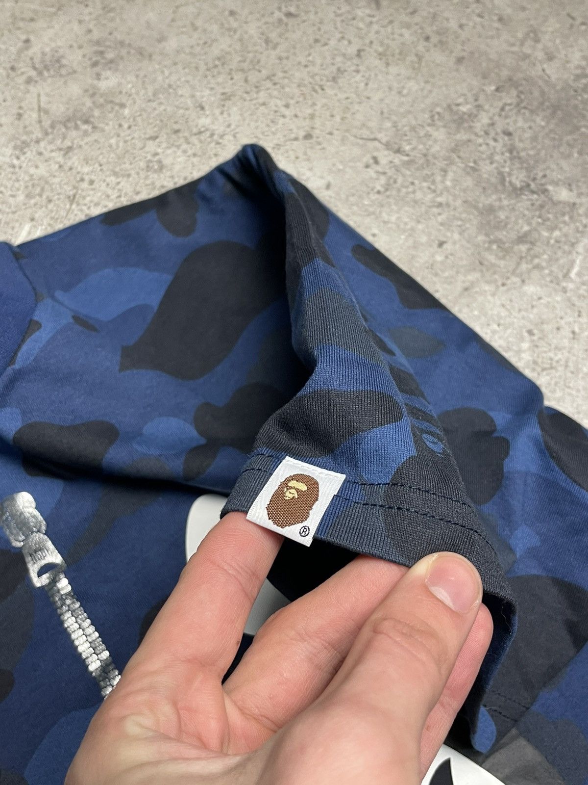 Bape BAPE Shark T-shirt navy Size US L / EU 52-54 / 3 - 11 Thumbnail