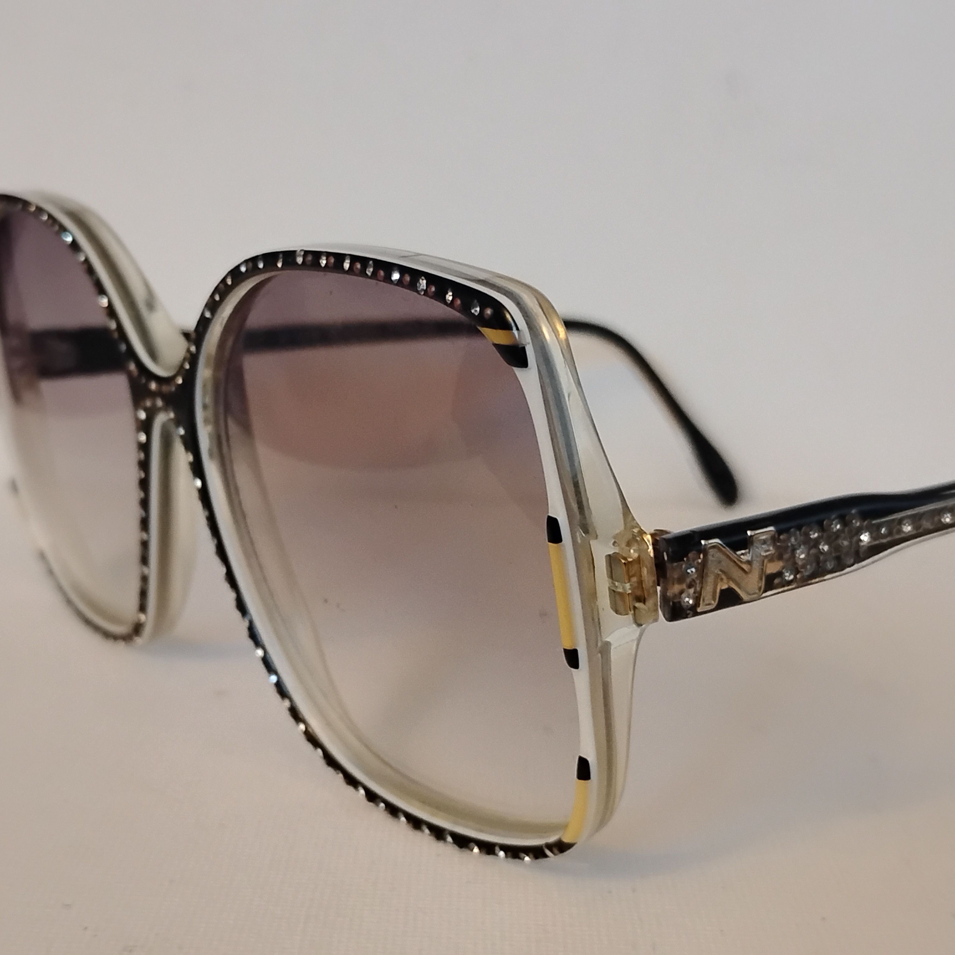 Nina Ricci Rare Vintage Nina Ricci Sunglasses NOS FRANCE Size ONE SIZE - 2 Thumbnail