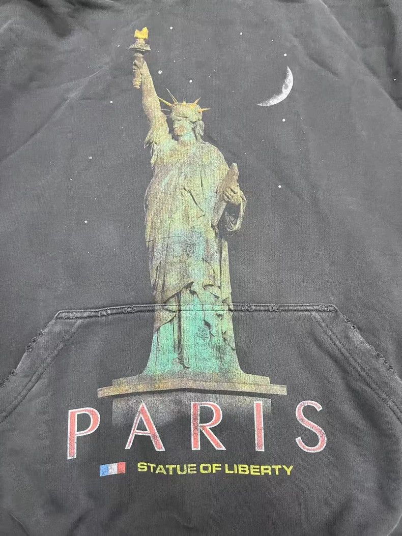 Balenciaga Balenciaga Pattern printed hooded long-sleeved sweater Size US L / EU 52-54 / 3 - 3 Thumbnail