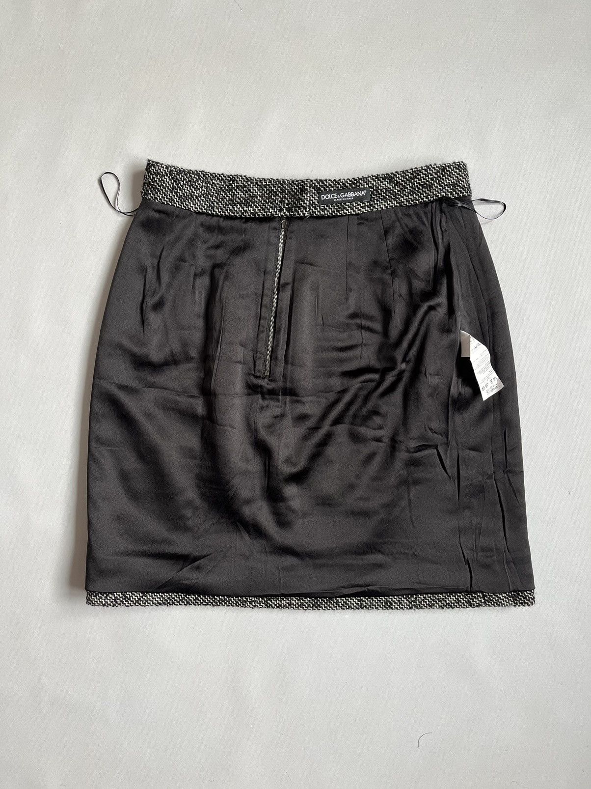 Designer × Dolce & Gabbana Dolce & Gabbana Women Grey Knit Lace Pencil Skirt Size 30" / US 8 / IT 44 - 14 Thumbnail