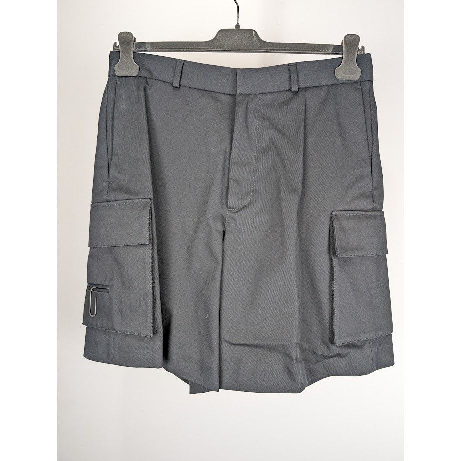 Off-White o1rshd1 Cargo Short In Black Size US 34 / EU 50 - 2 Thumbnail