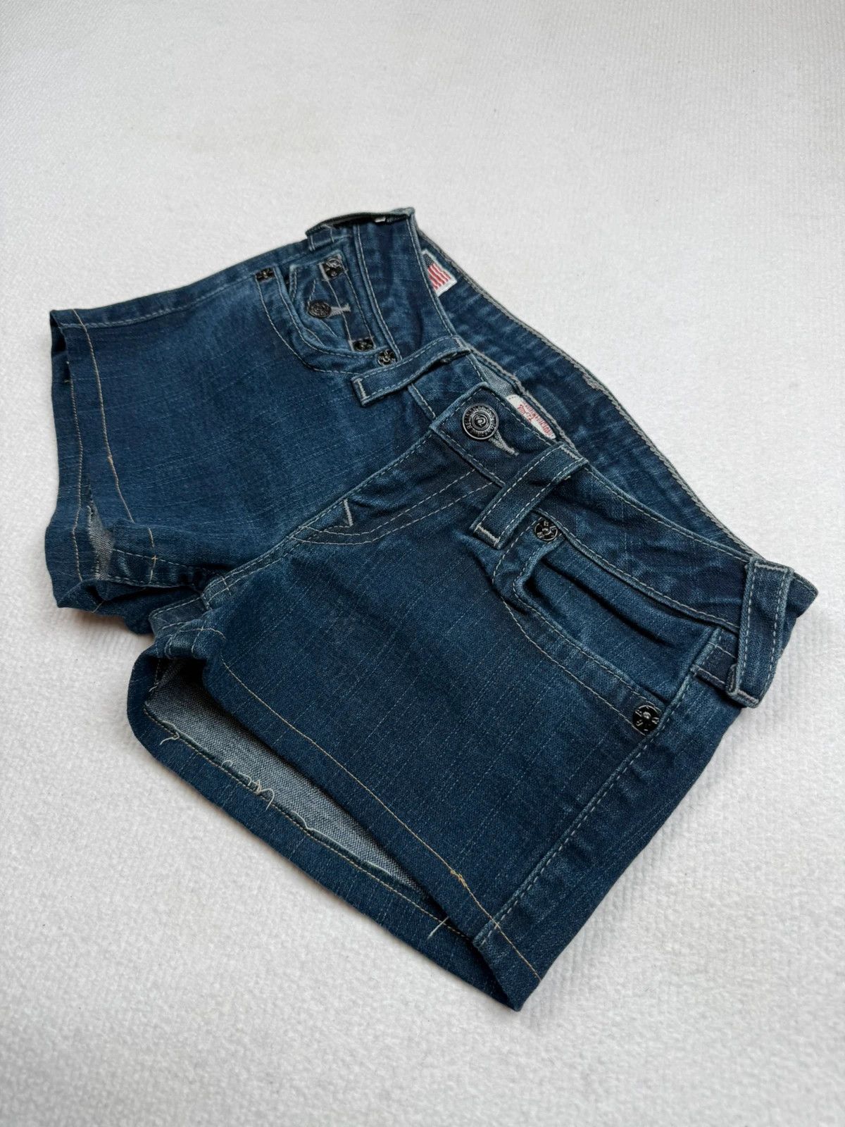 True Religion True Religion Low Waist Hot Pants Micro Shorts 2000s Y2 Size 27" / US 4 / IT 40 - 3 Thumbnail