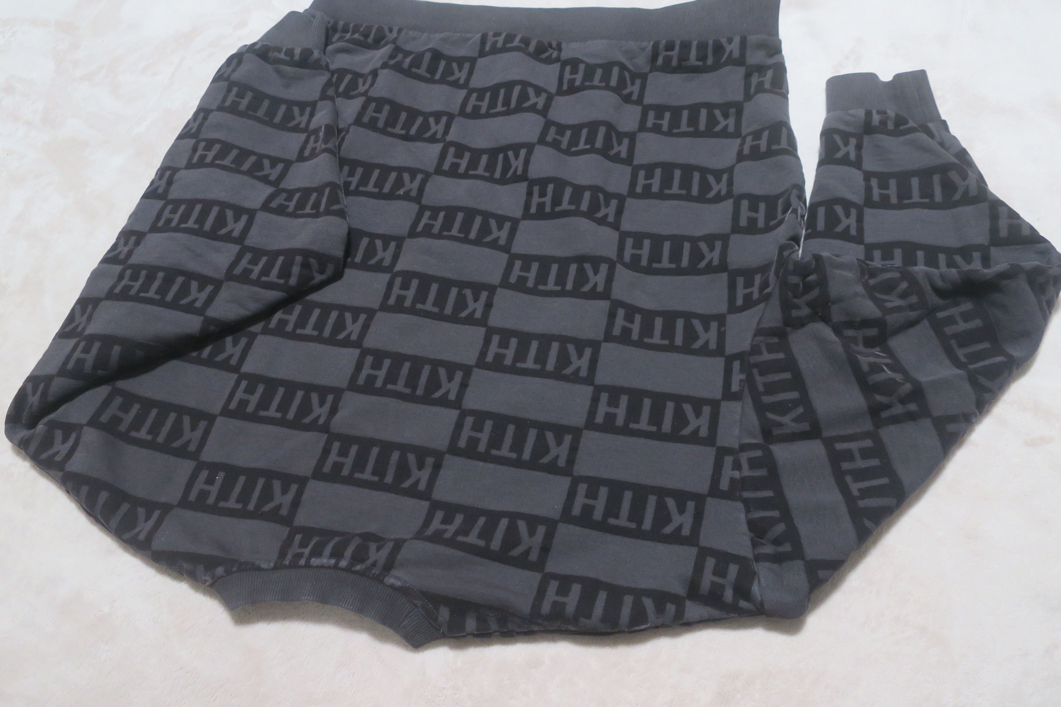 Kith Kith All Over Box Logo Size US L / EU 52-54 / 3 - 8 Thumbnail