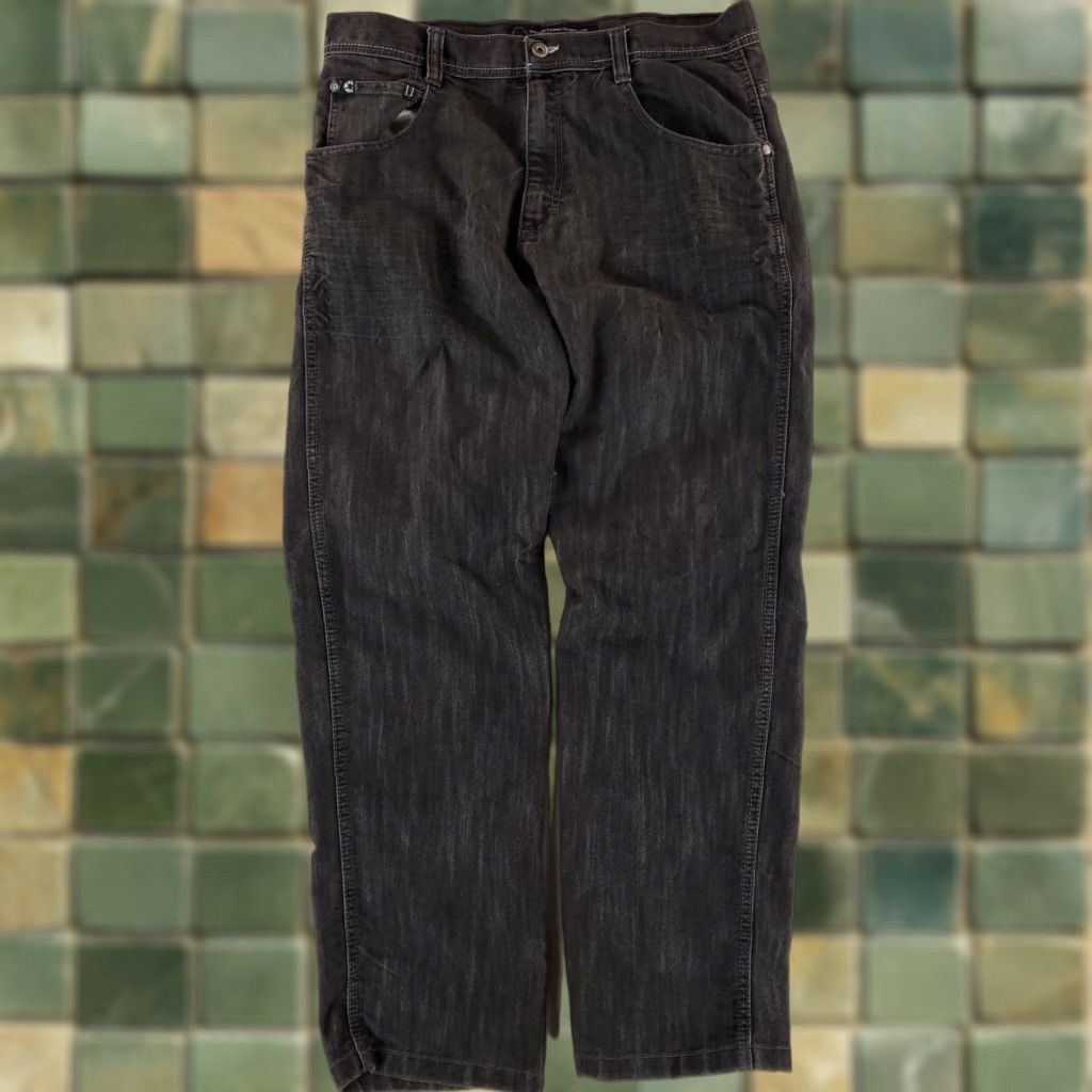 Southpole **VINTAGE SOUTHPOLE Y2K 4180 JEANS BLACK MEN'S 38** User: VINTAGE SOUTHPOLE Y2K 4180 JEANS BLACK MEN'S 38 Size US 38 / EU 54 - 1 Thumbnail