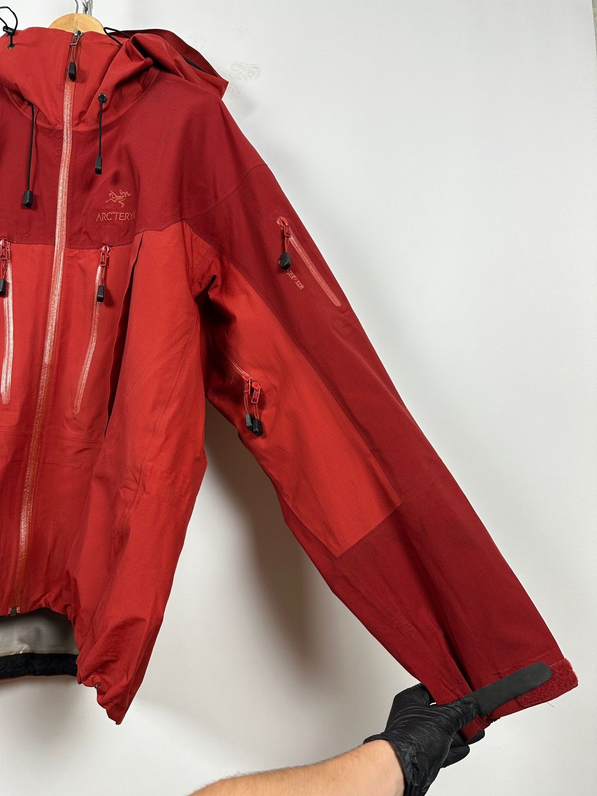 Arc'teryx 00s Vintage Arcteryx Alpha SV Gore Tex XCR Sangaria Jacket Size US XL / EU 56 / 4 - 9 Thumbnail