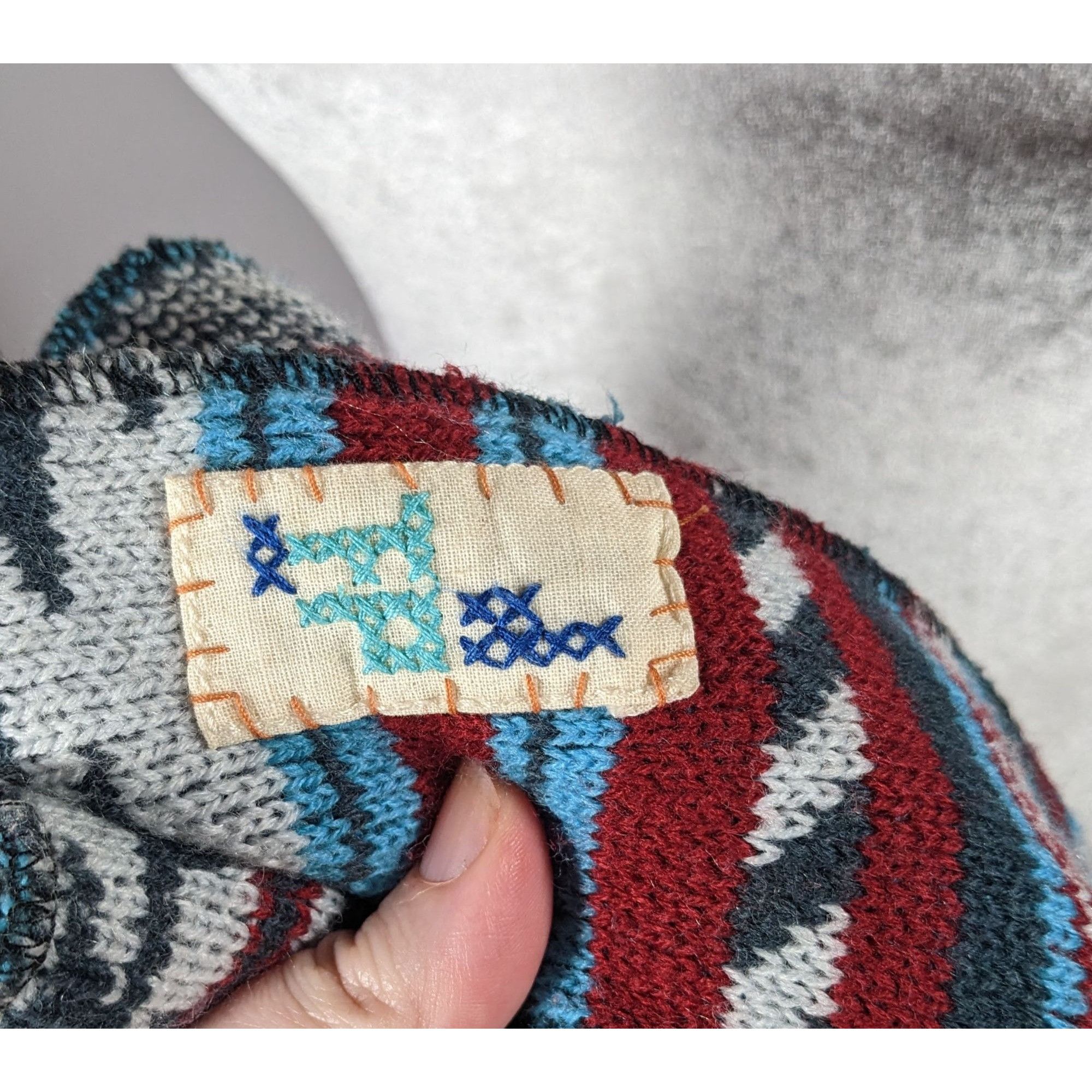 Free People Free People Southwestern/Aztec Print Red And Blue Woven Scar Size ONE SIZE - 4 Thumbnail