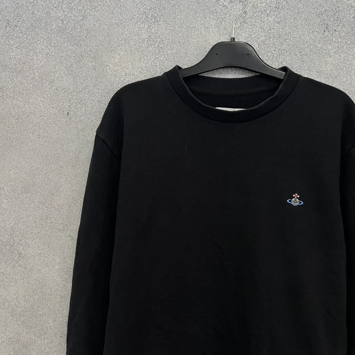 Vivienne Westwood Vintage Vivienne Westwood Sweatshirt Orb Logo Basic Pullover Size US M / EU 48-50 / 2 - 3 Thumbnail