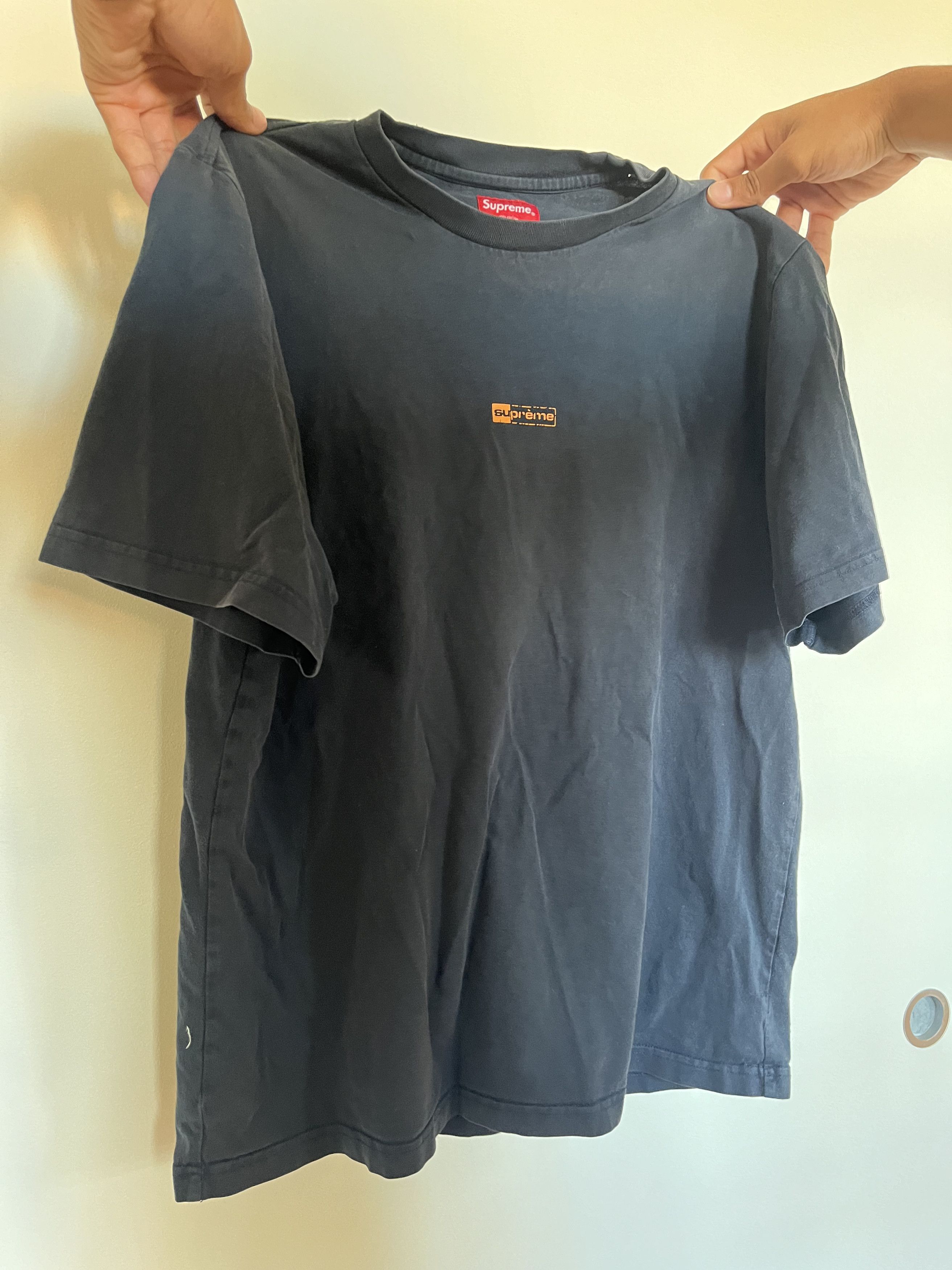 Supreme Supreme Logo T-Shirt Size US M / EU 48-50 / 2 - 2 Thumbnail