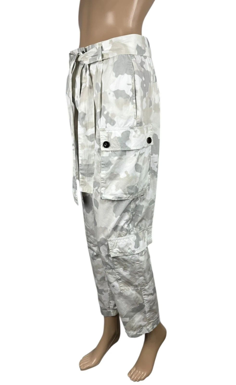 Pinko Pinko Camouflage Cargo Pants Crop Belted size GB8 I40 Size 27" / US 4 / IT 40 - 2 Thumbnail
