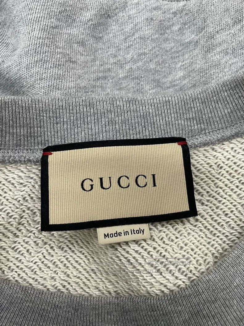 Gucci Grey letter large logo sweatshirt