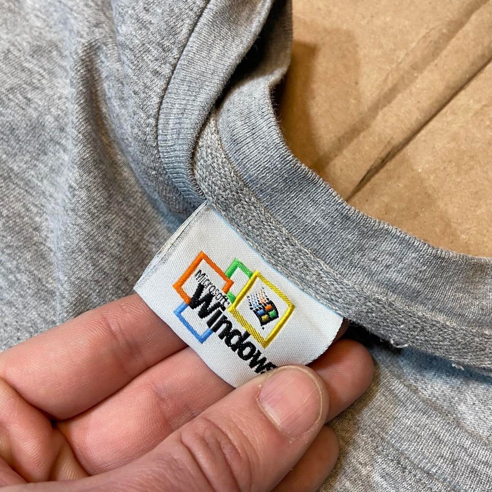 Hanes 90s windows grey embroidered computer Size US XL / EU 56 / 4 - 2 Thumbnail