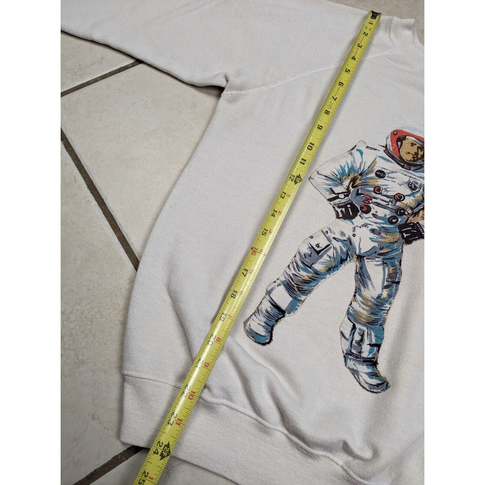 Hanes Vtg Spaceman Astronaut Neil Armstrong Crewneck Sweatshirt Size US M / EU 48-50 / 2 - 11 Thumbnail