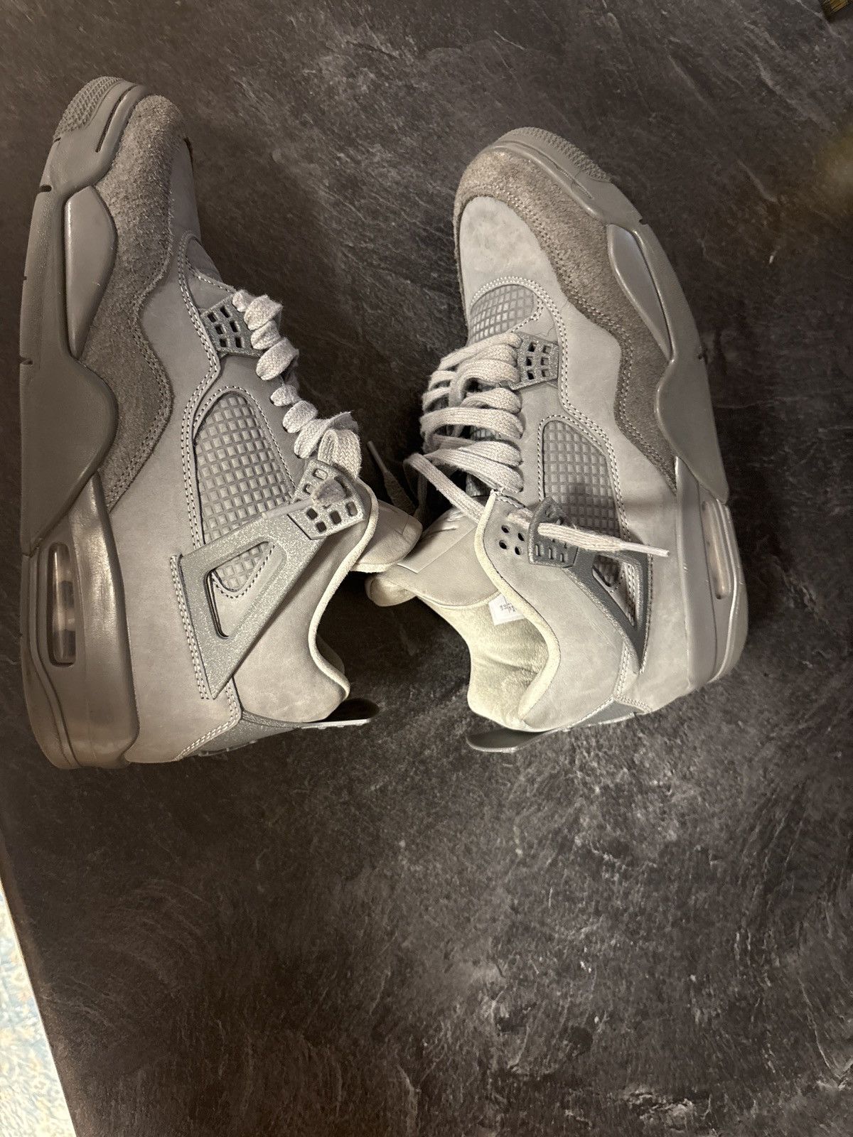 Wet cement 4s