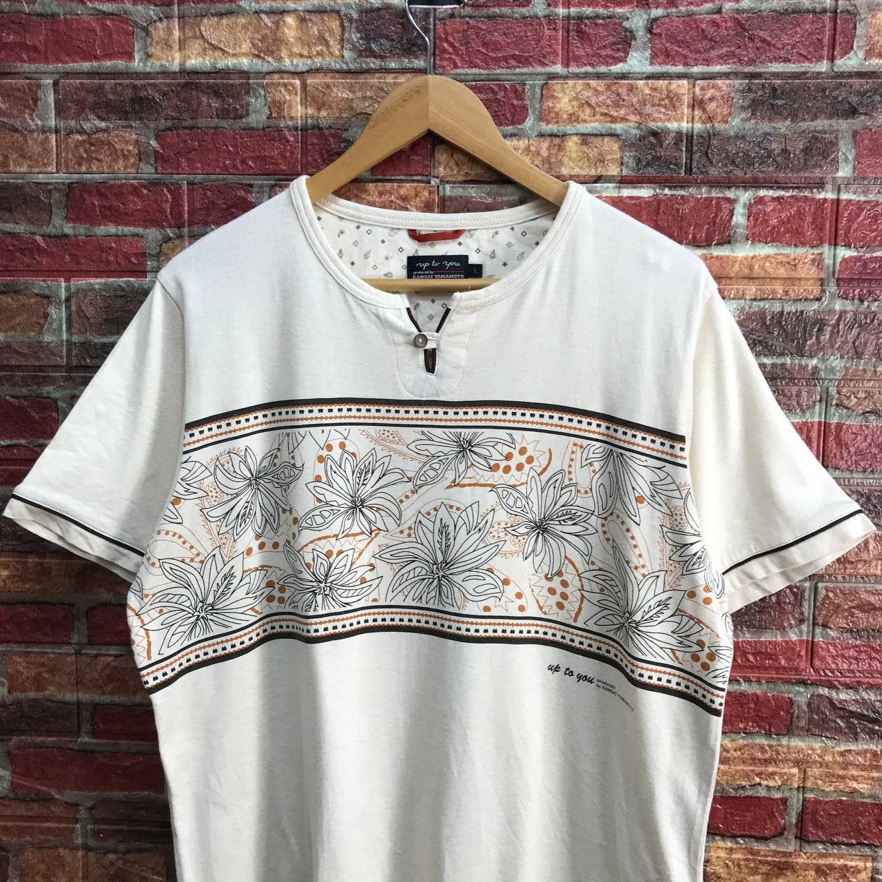 Kansai Yamamoto VINTAGE KANSAI YAMAMOTO NATIVE TSHIRT SINGLE BUTTON Size US L / EU 52-54 / 3 - 4 Thumbnail