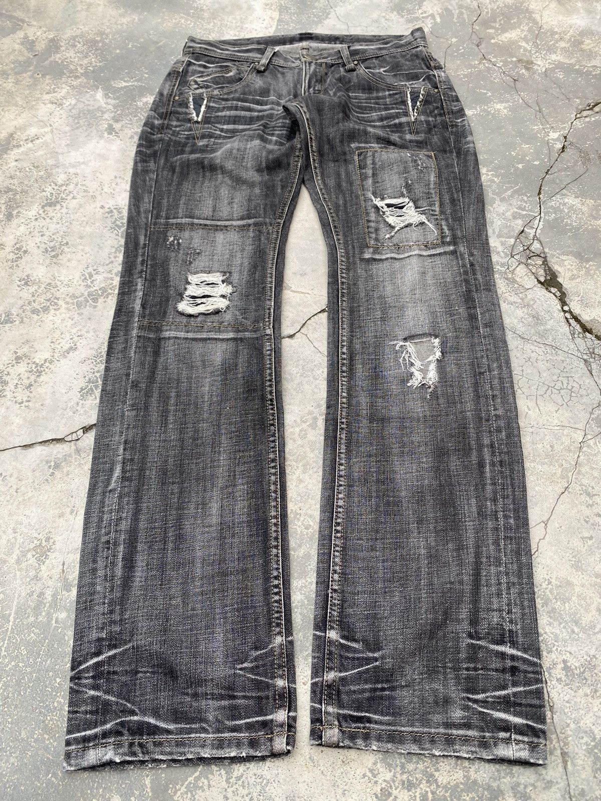 If Six Was Nine 🔥RATTLE TRAP🔥 distressed dark jeans Size US 32 / EU 48 - 4 Thumbnail