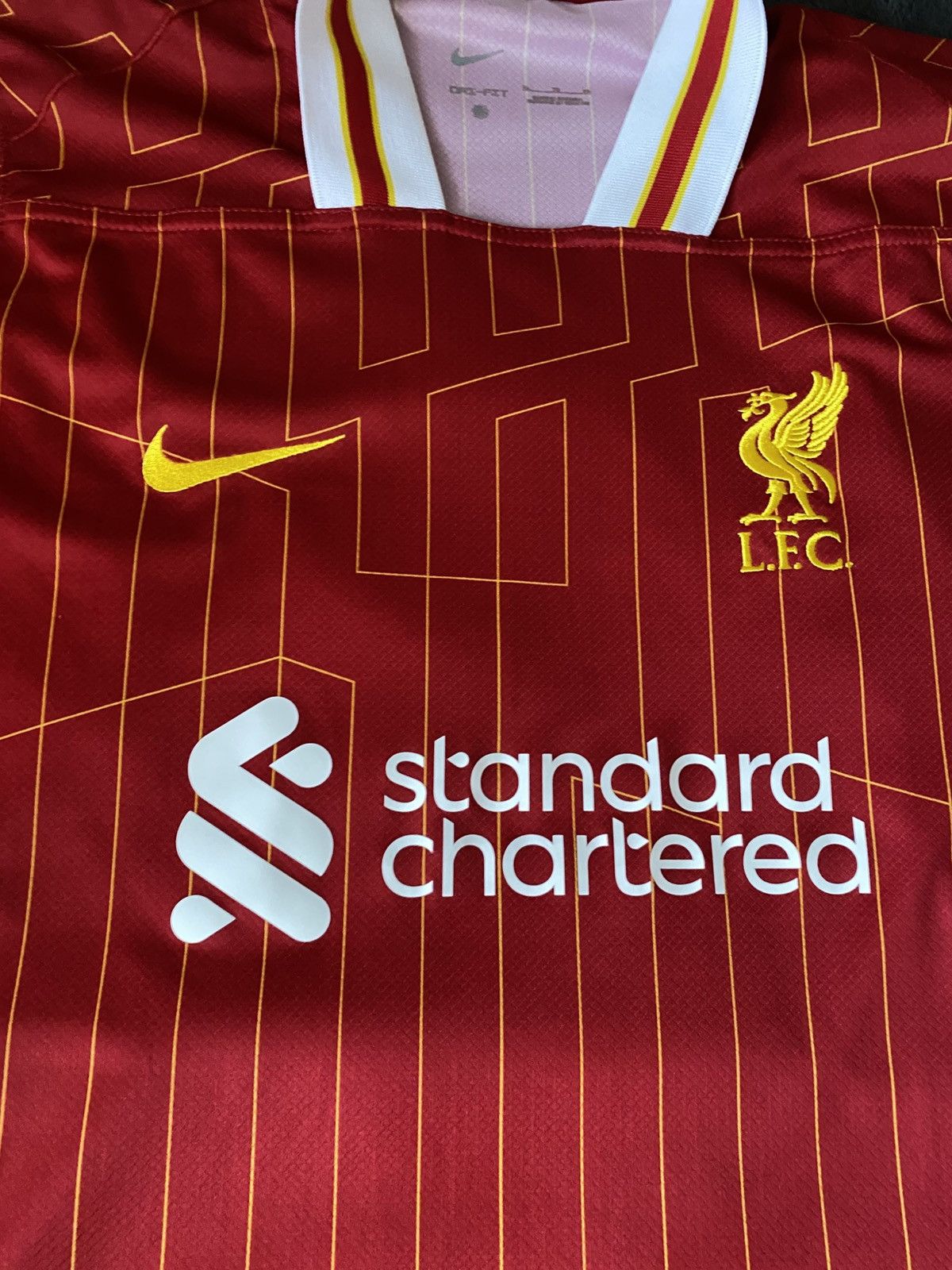 Nike Ogrinal Liverpool 2024/25 T-Shirt without name set Size US XL / EU 56 / 4 - 2 Thumbnail