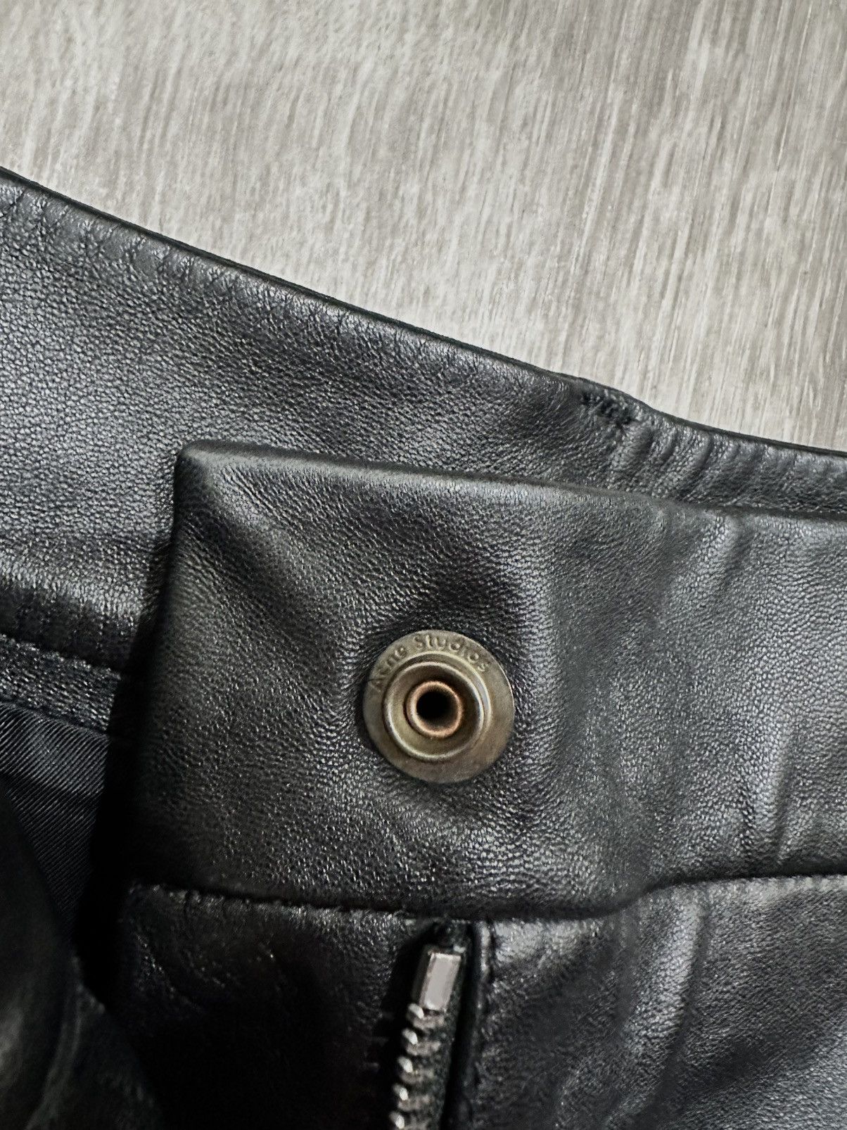 Acne Studios Acne Studios Lamb Leather Shorts Size US 31 - 6 Thumbnail