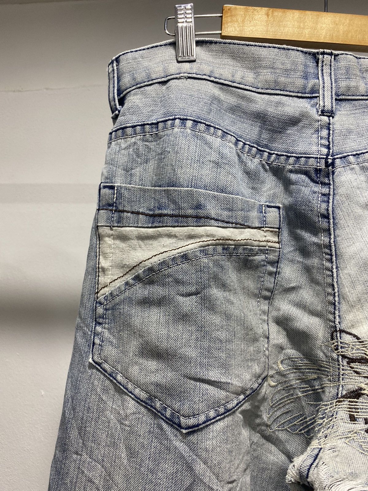 Hysteric Glamour × Japanese Brand × Le Grande Bleu (L.G.B.) ❌FINAL DROP❌ AK Embroidery Jeans Punk Designer Dragon Lgb Size US 34 / EU 50 - 9 Thumbnail