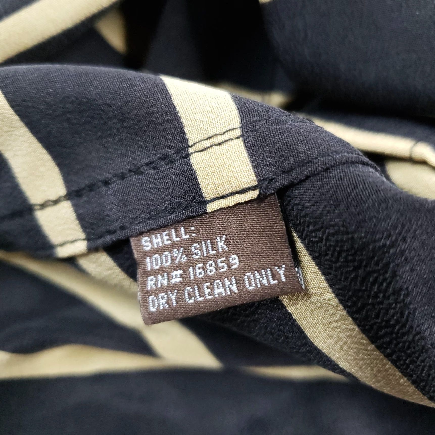 J.McLaughlin J McLaughlin Shirt Womens Medium Long Sleeve Black Tan Stripe Silk Button Front Size M / US 6-8 / IT 42-44 - 6 Thumbnail