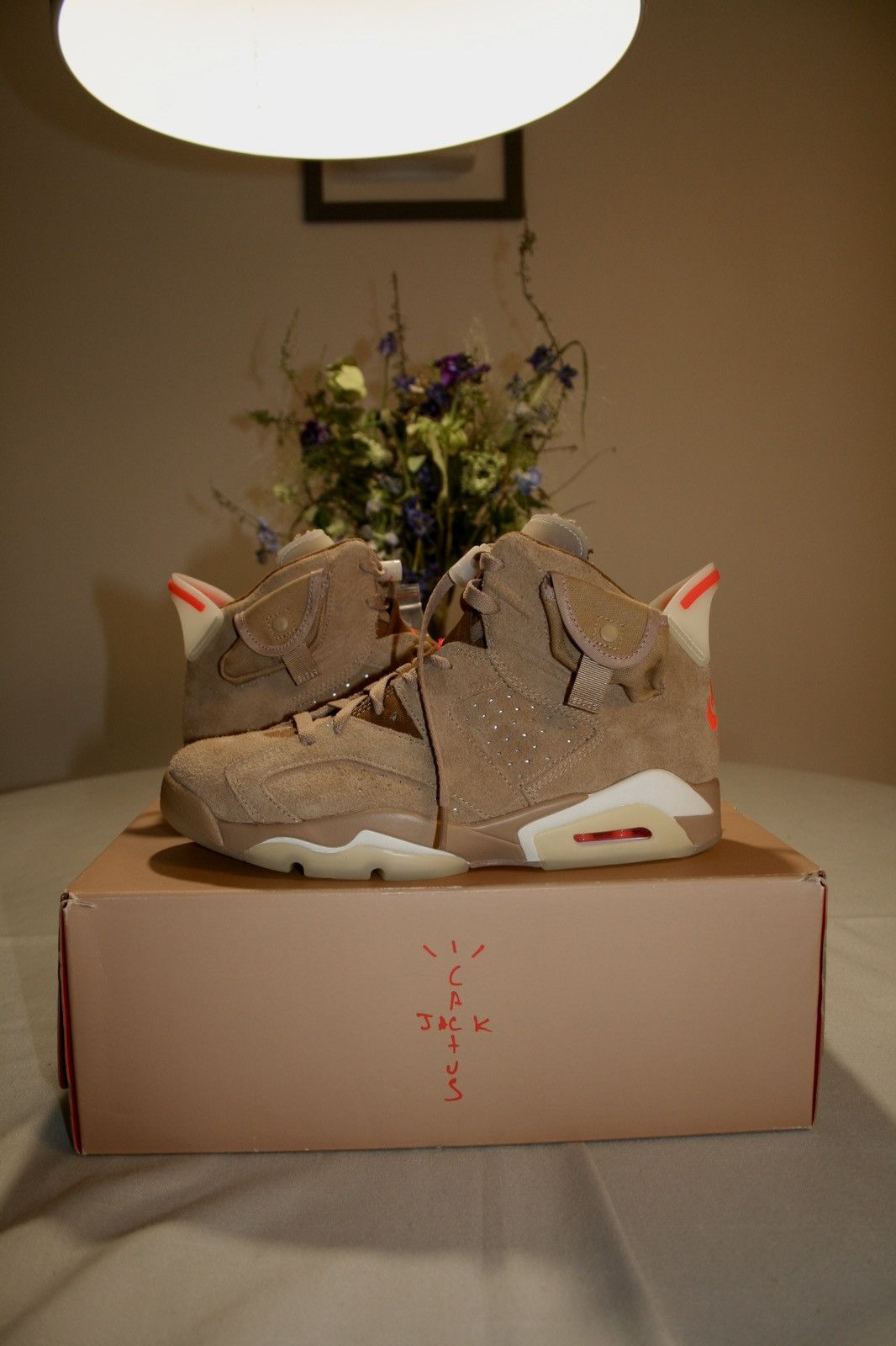 Nike × Travis Scott Air Jordan 6 Travis Scott Size US 8.5 / EU 41-42 - 4 Thumbnail