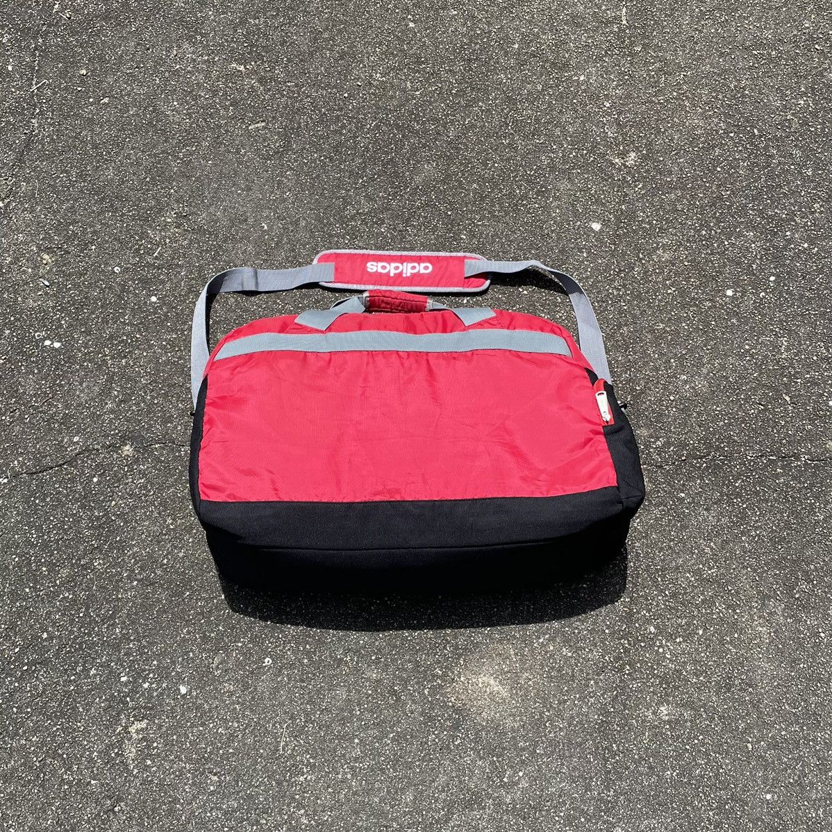 Adidas Y2K Adidas Travel Bag Made in Shanghai Size ONE SIZE - 3 Thumbnail