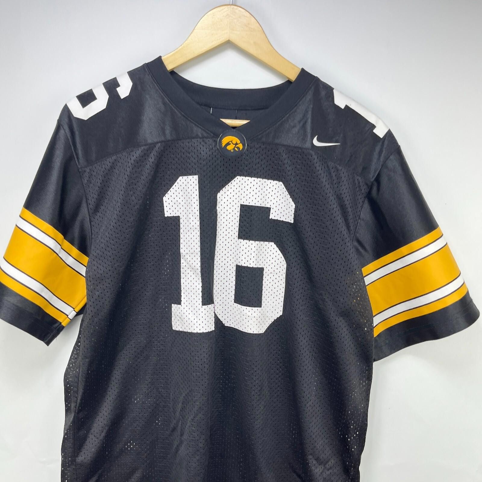 Nike Vintage Y2K Nike Iowa Hawkeyes Football Jersey Youth XL #16 Size ONE SIZE - 2 Thumbnail