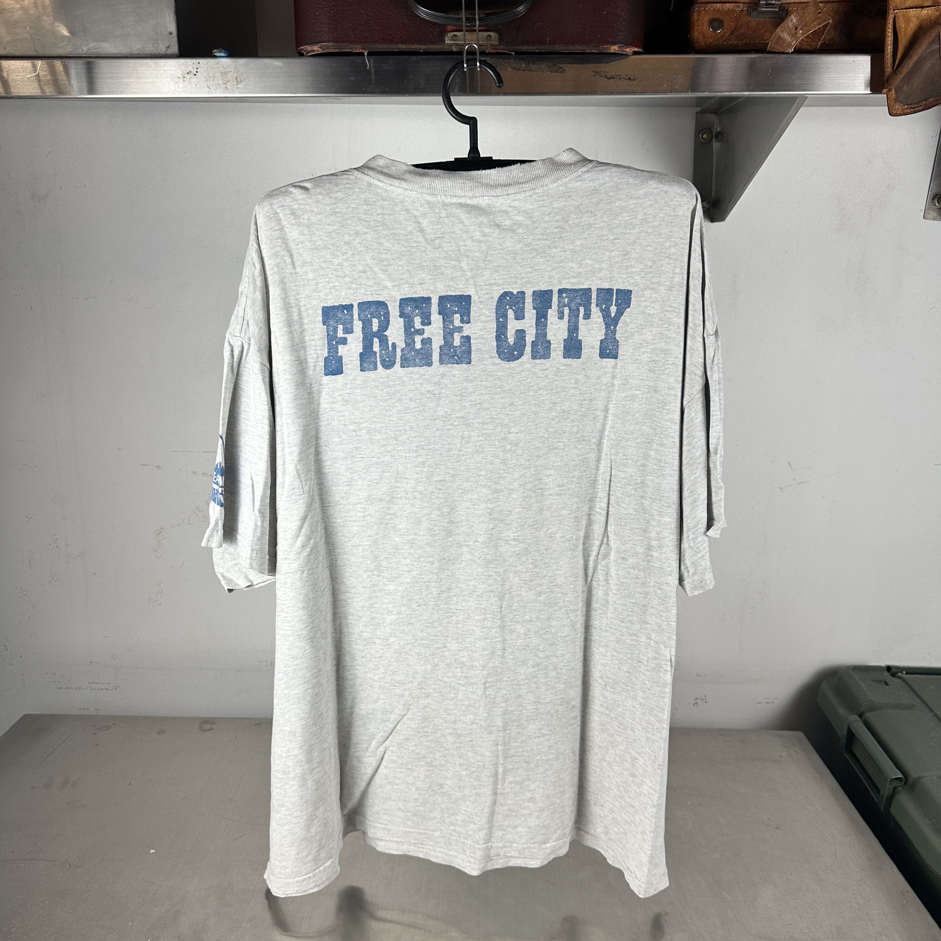 Vintage ​​​​2001 St. Lunatics Free City Hip Hop Group Album T-shirt Size US XXL / EU 58 / 5 - 3 Thumbnail