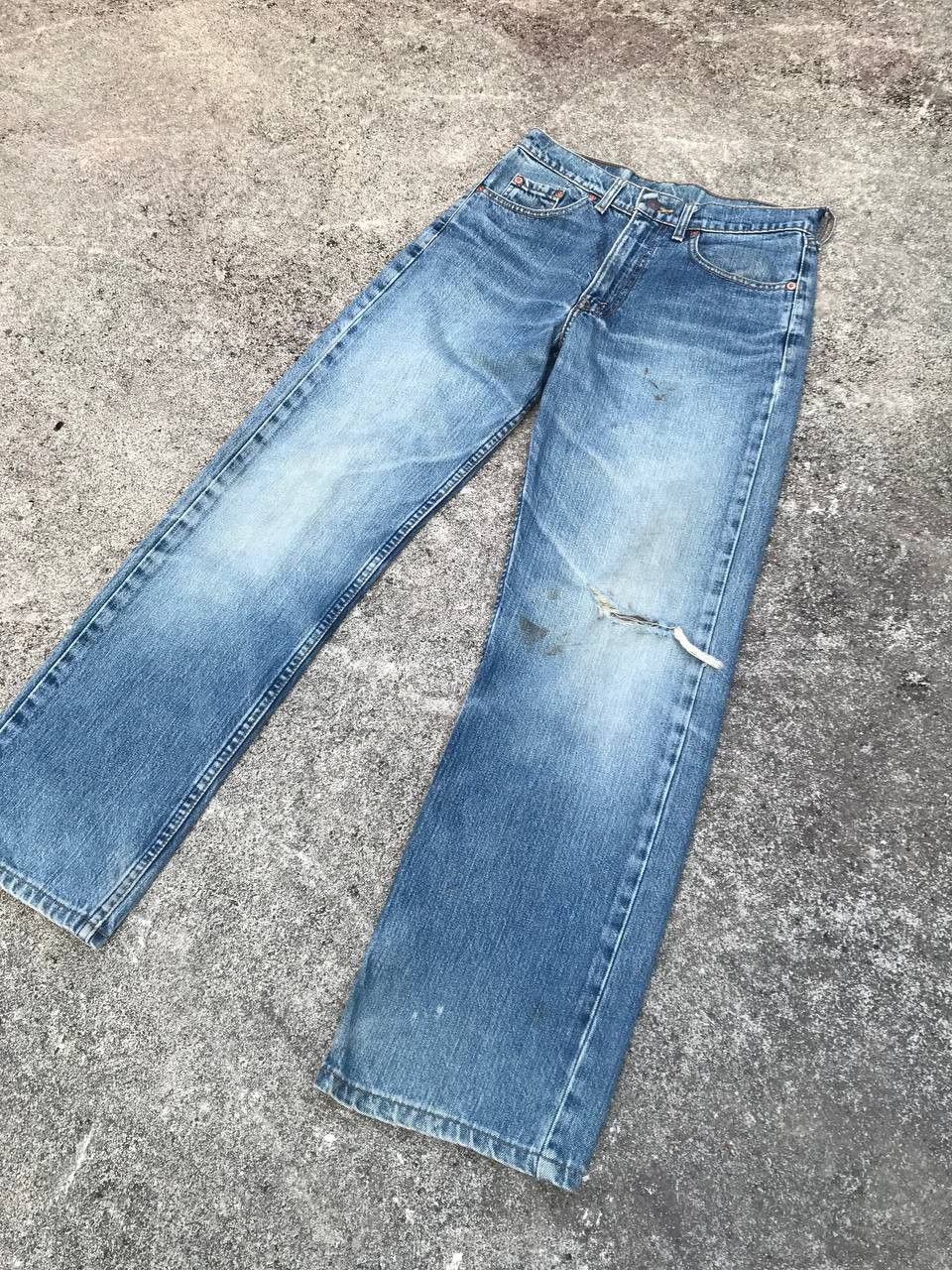 Levi's × Vintage VINTAGE LEVIS 512 LIGHTWASH DISTRESSED DIRTY W28X29 Size US 28 / EU 44 - 1 Thumbnail