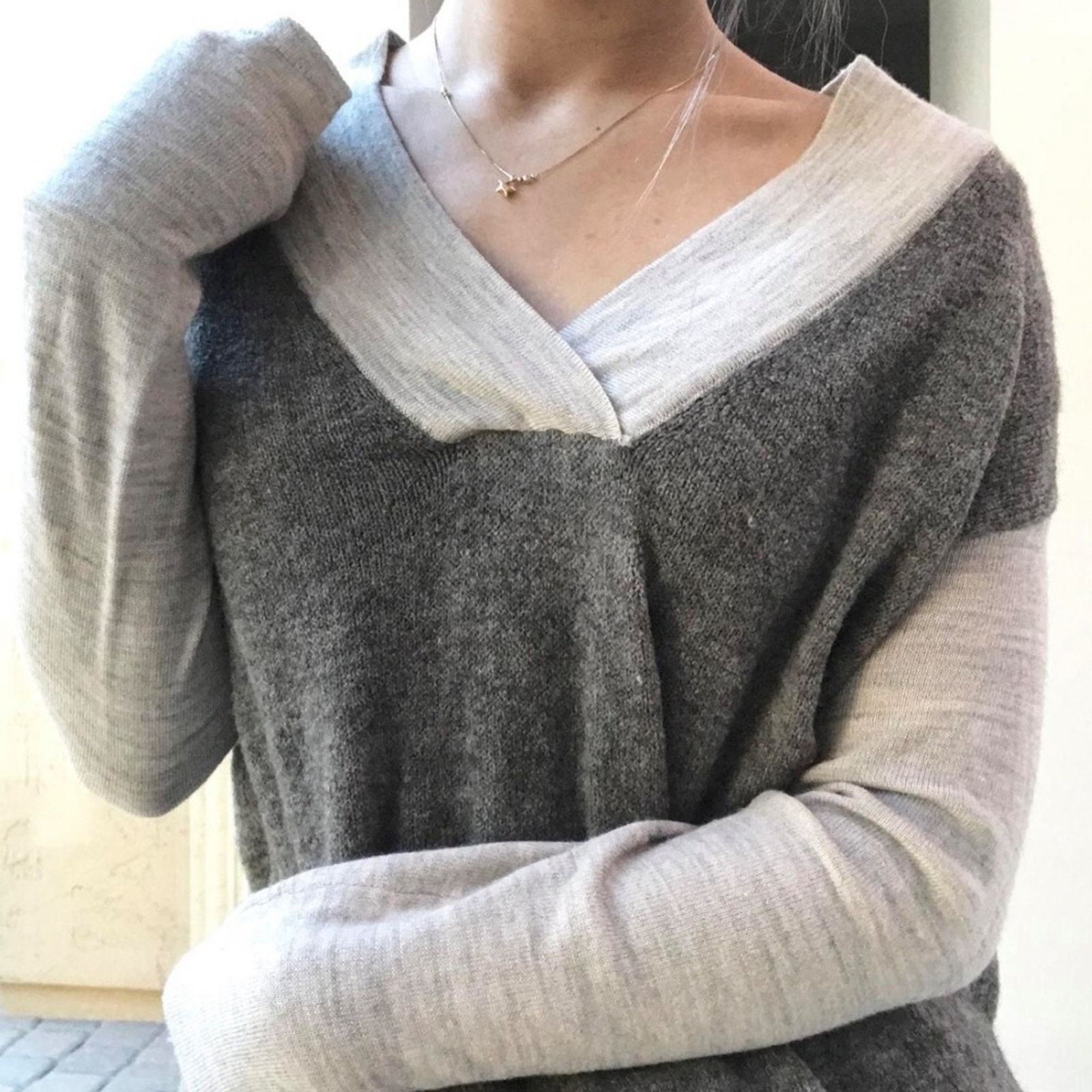 Anthropologie Anthropologie Moth Vneck Soft Wool Alpaca Pullover Sweater L Size L / US 10 / IT 46 - 2 Thumbnail