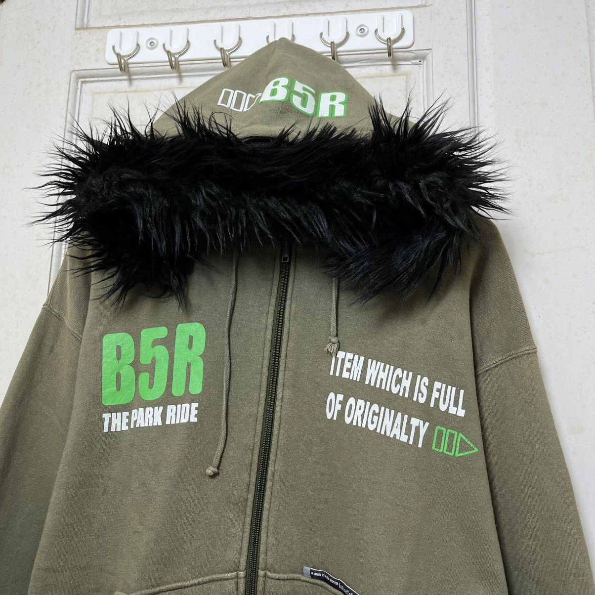 Japanese Brand Y2K Faux Fur Hoodie Japan Grunge Style Size US L / EU 52-54 / 3 - 3 Thumbnail