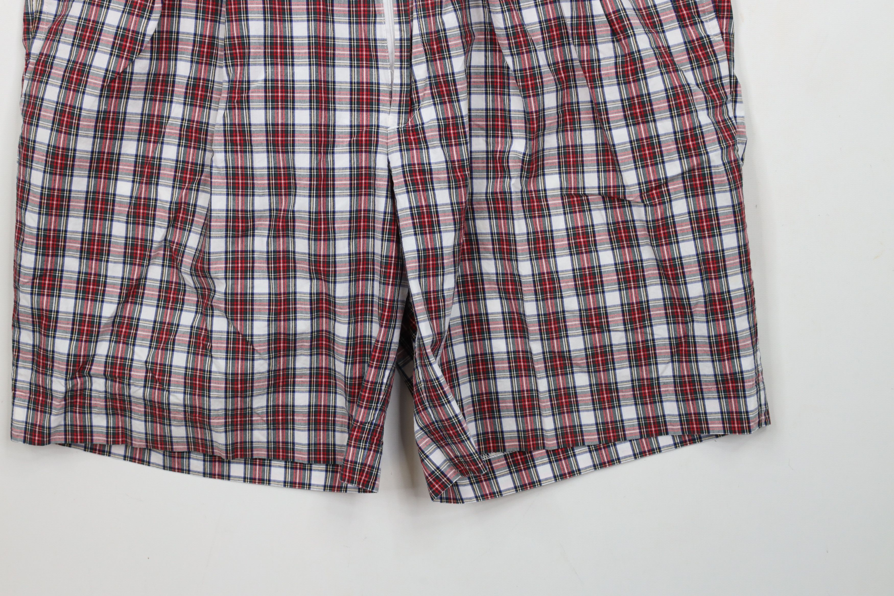 Vintage Vintage 90s Streetwear Pleated Chino Golf Shorts Red Plaid Size US 36 / EU 52 - 4 Thumbnail