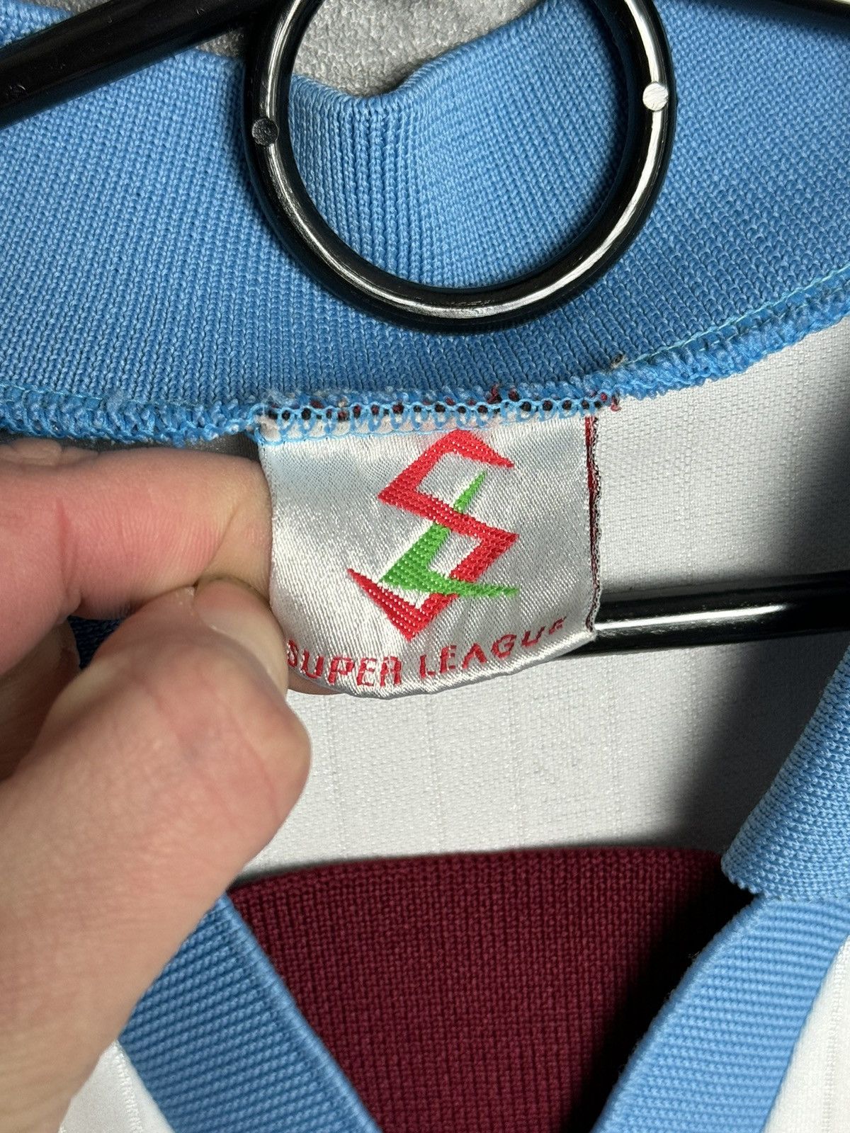 Other Burnley 99/00 Away Football Jersey Size US XL / EU 56 / 4 - 21 Thumbnail