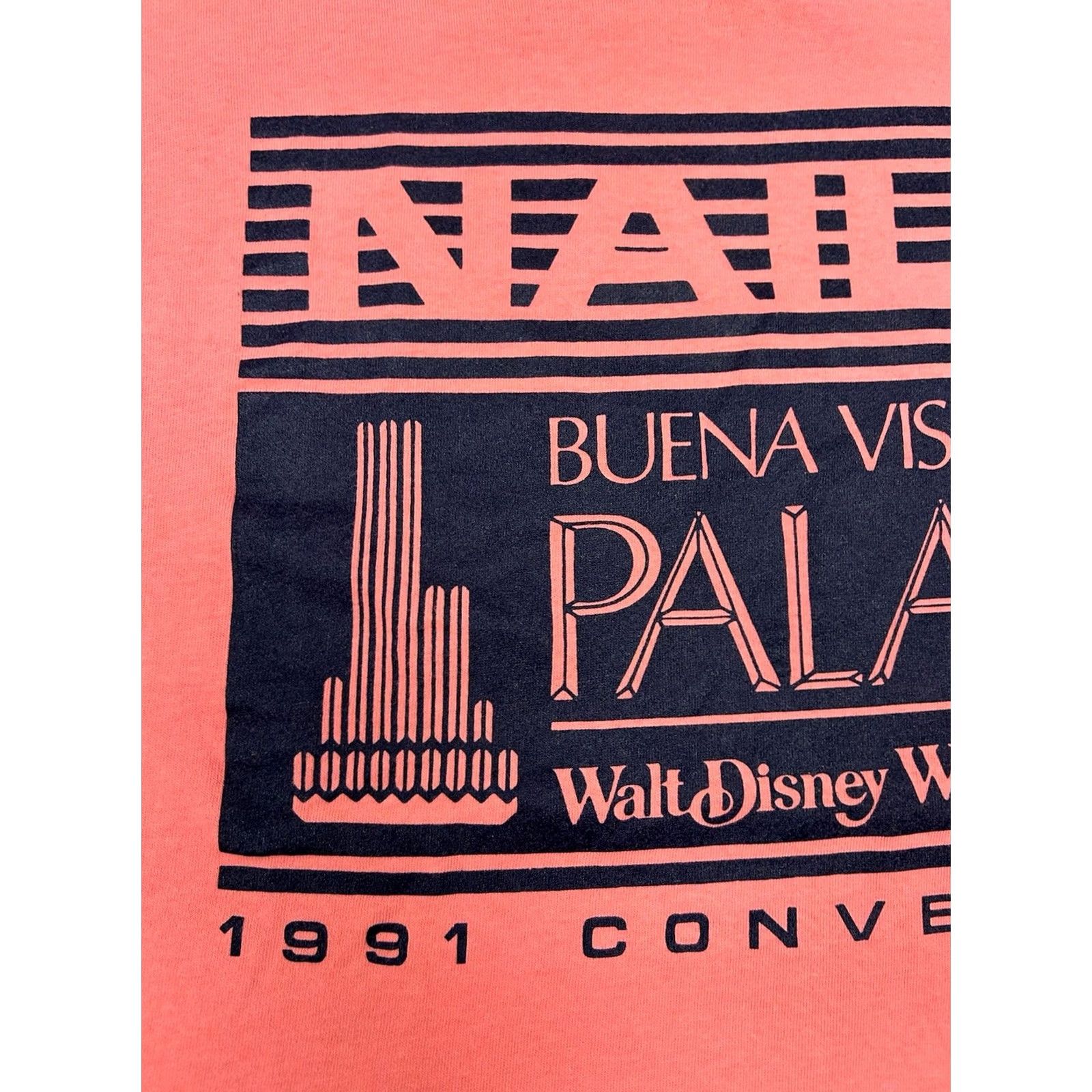 Disney VINTAGE Disney 1991 Convention Walt Disney World Village Buena Vista Palace Naild Large T-Shirt Unisex Adults Small? Size US L / EU 52-54 / 3 - 3 Thumbnail