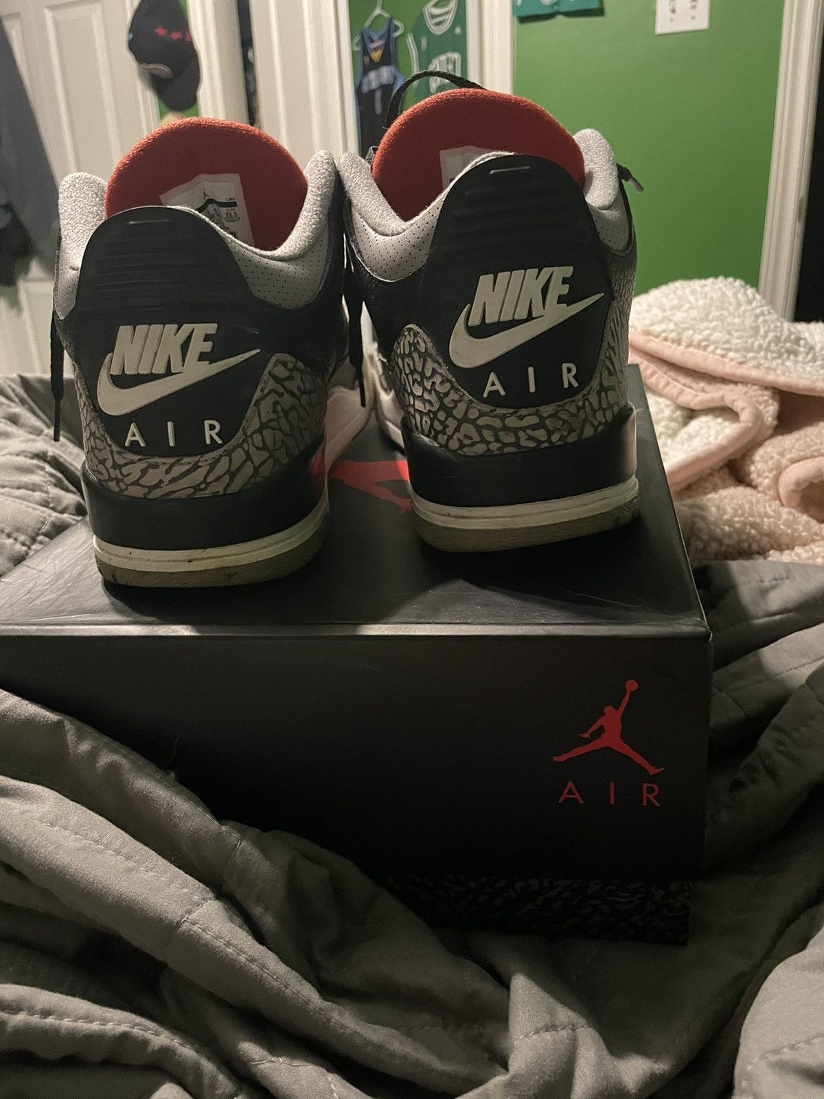 Jordan Brand Jordan 3 black cement Size US 10.5 / EU 43-44 - 3 Thumbnail