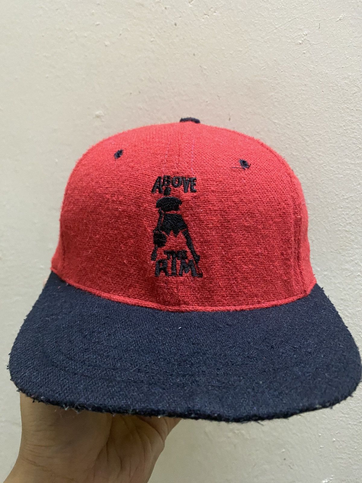 Vintage Vintage 90s Above The Rim Snapback Hat — Made in USA Size ONE SIZE - 1 Thumbnail