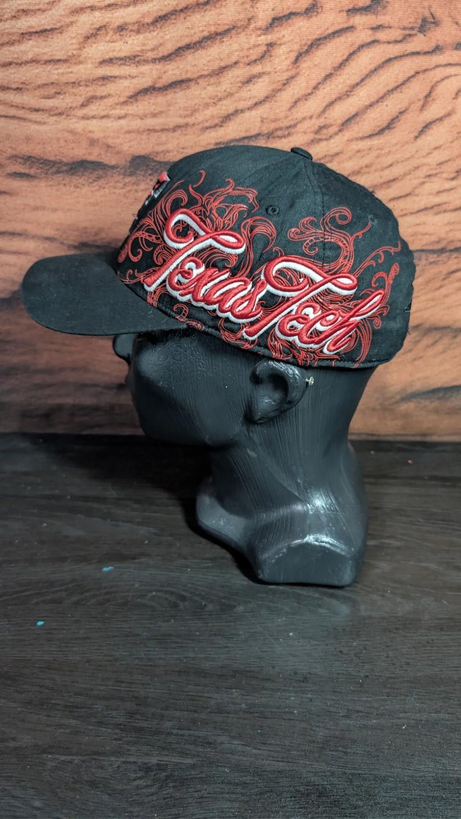 Other RARE Coach Texas Tech Red Raiders Embroidery Graffiti Cap Size ONE SIZE - 2 Thumbnail