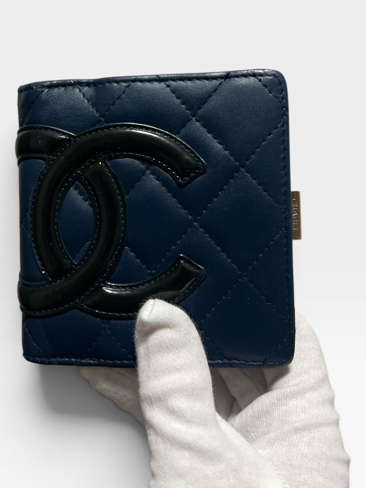 Chanel STEAL! Chanel Cambon Ligne quilted bifold wallet Size ONE SIZE - 1 Thumbnail