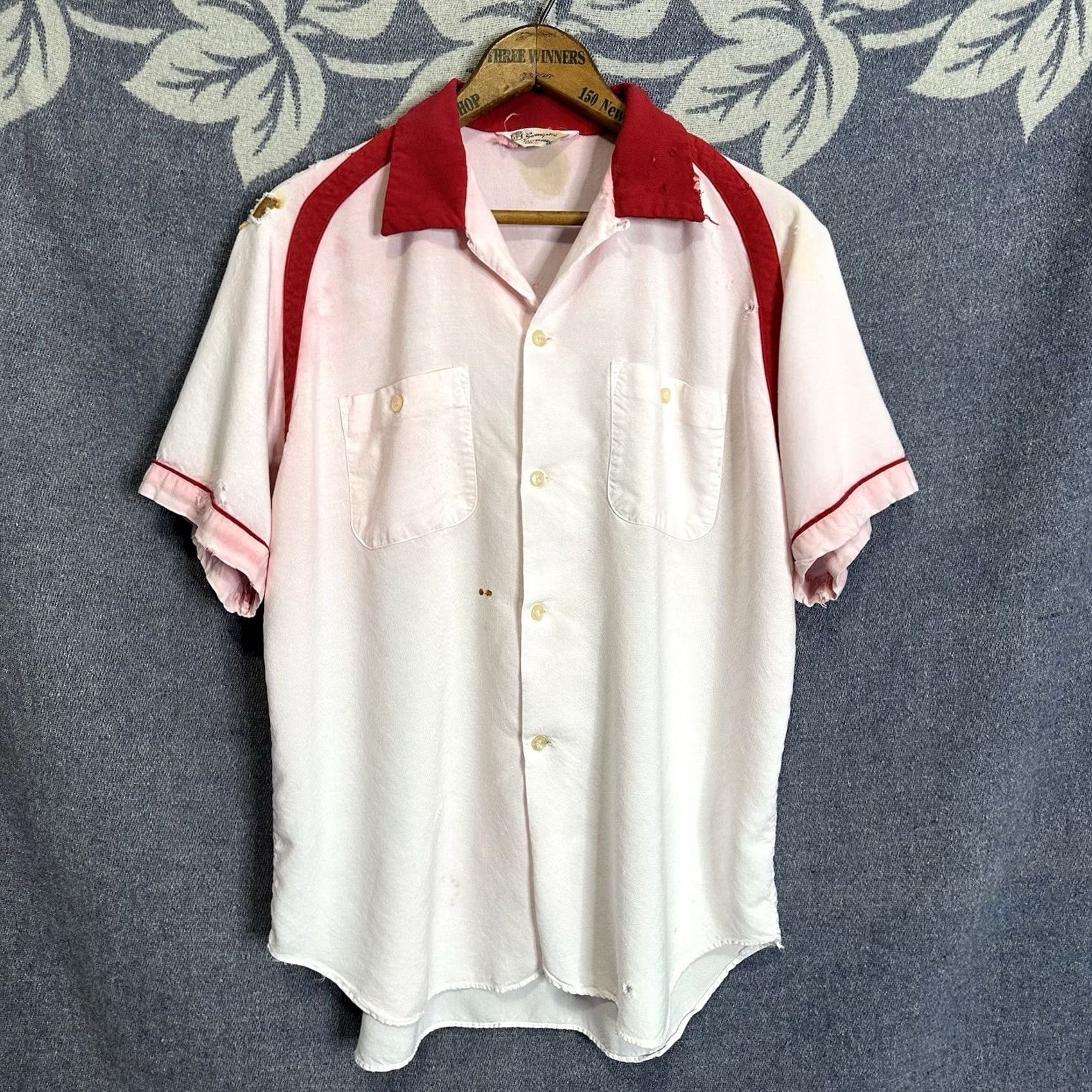 Vintage VINTAGE Swingster Shirt XL White 50/60s Distressed Miller Button-Front Short Sleeve Cotton Blend Rockabilly Chest 23" Length 29" Mens Size US L / EU 52-54 / 3 - 3 Thumbnail