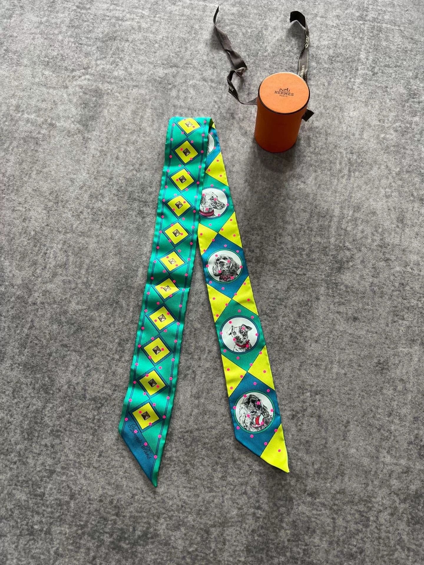 Hermes Hermes Colorful Dog Print Silk Scarf Size US S / EU 44-46 / 1 - 1 Thumbnail