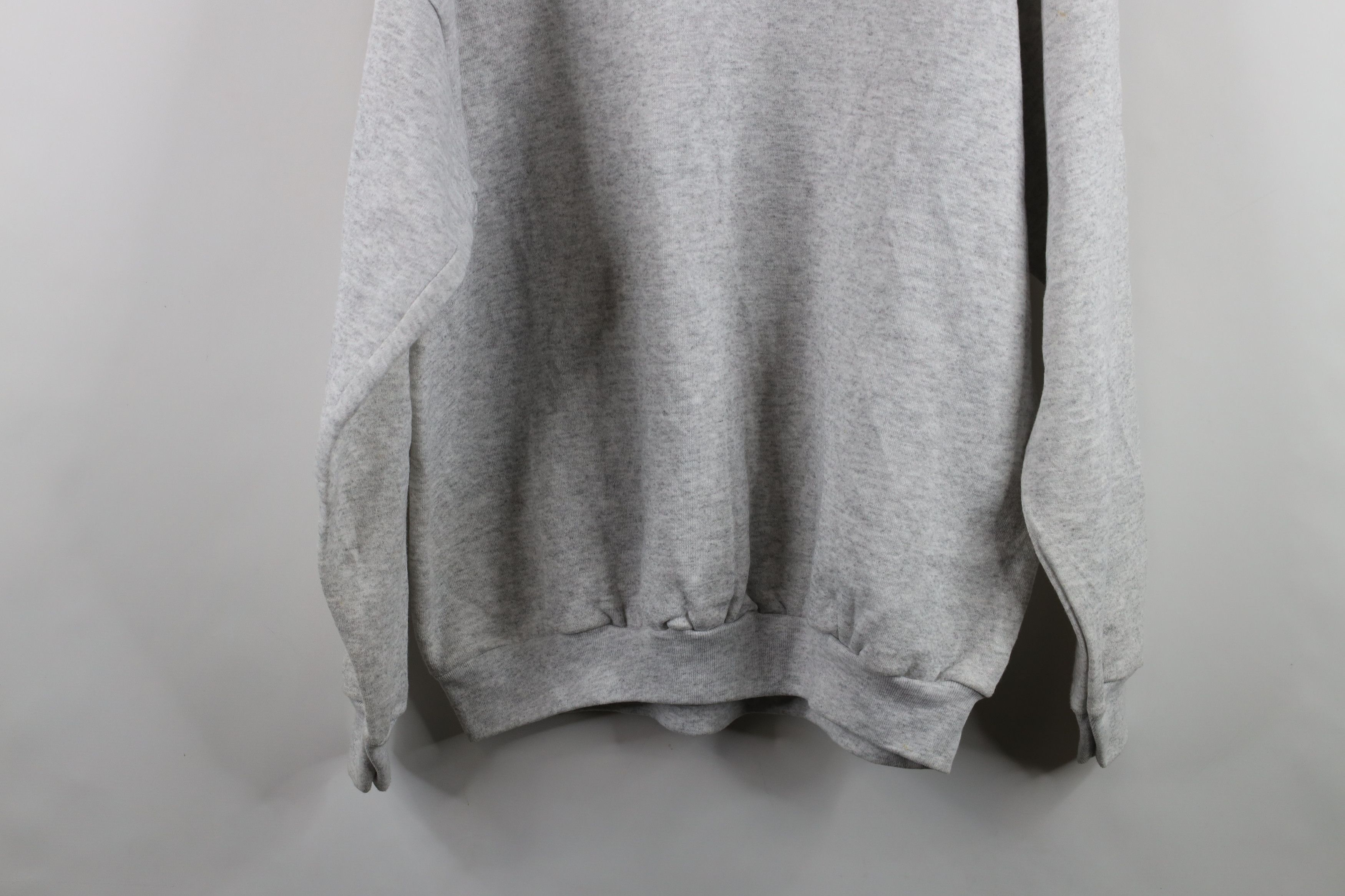 Vintage Deadstock Vintage Y2K Millennium Sweatshirt Heather Gray Size US XL / EU 56 / 4 - 13 Thumbnail