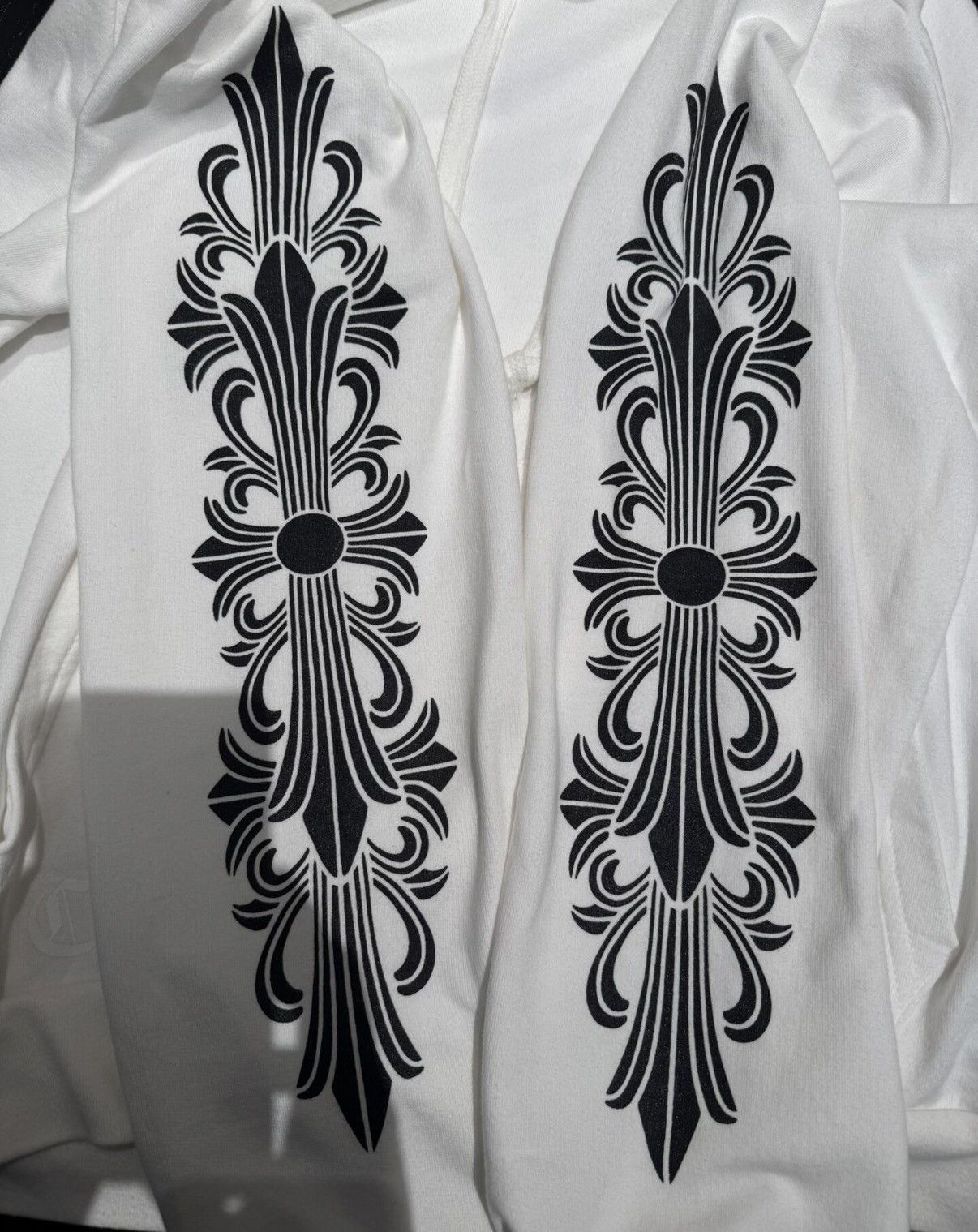 Chrome Hearts Chrome Hearts Classic White Horseshoe Kirin Arm Print Hoodie Size US XL / EU 56 / 4 - 4 Thumbnail
