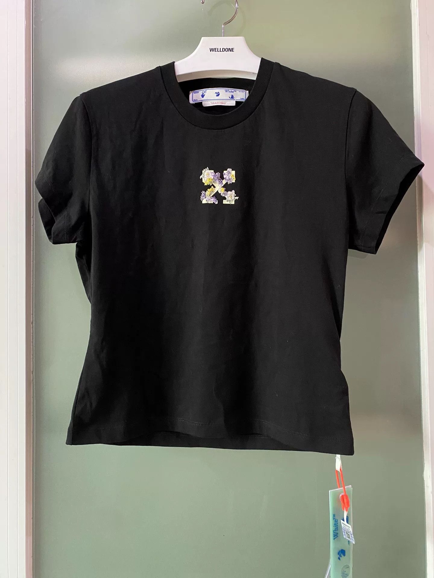 Off-White off white floral short sleeve t-shirt Size M / US 6-8 / IT 42-44 - 1 Thumbnail