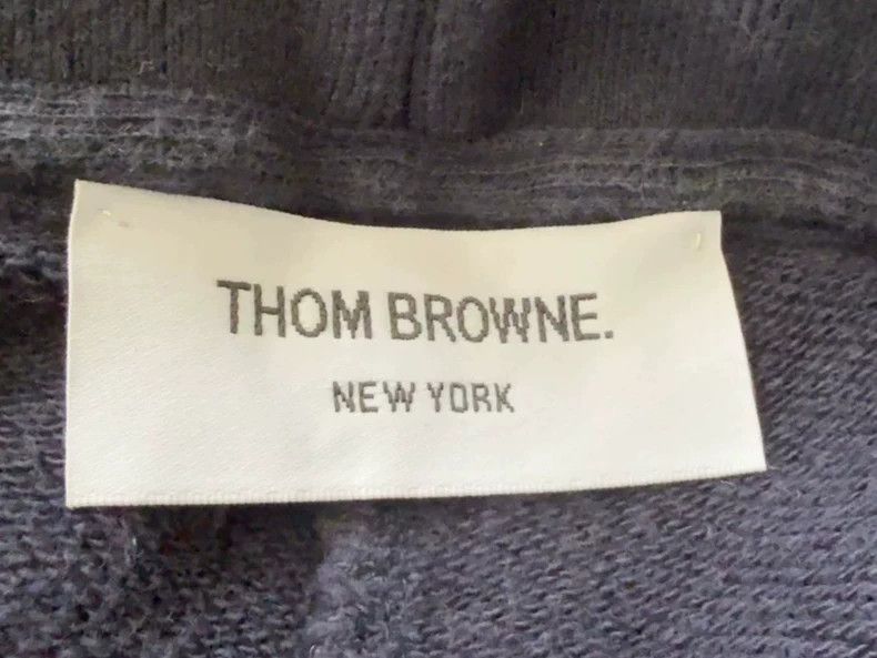 Thom Browne Thom Browne The trousers are navy blue Size US 42 / EU 58 - 2 Thumbnail