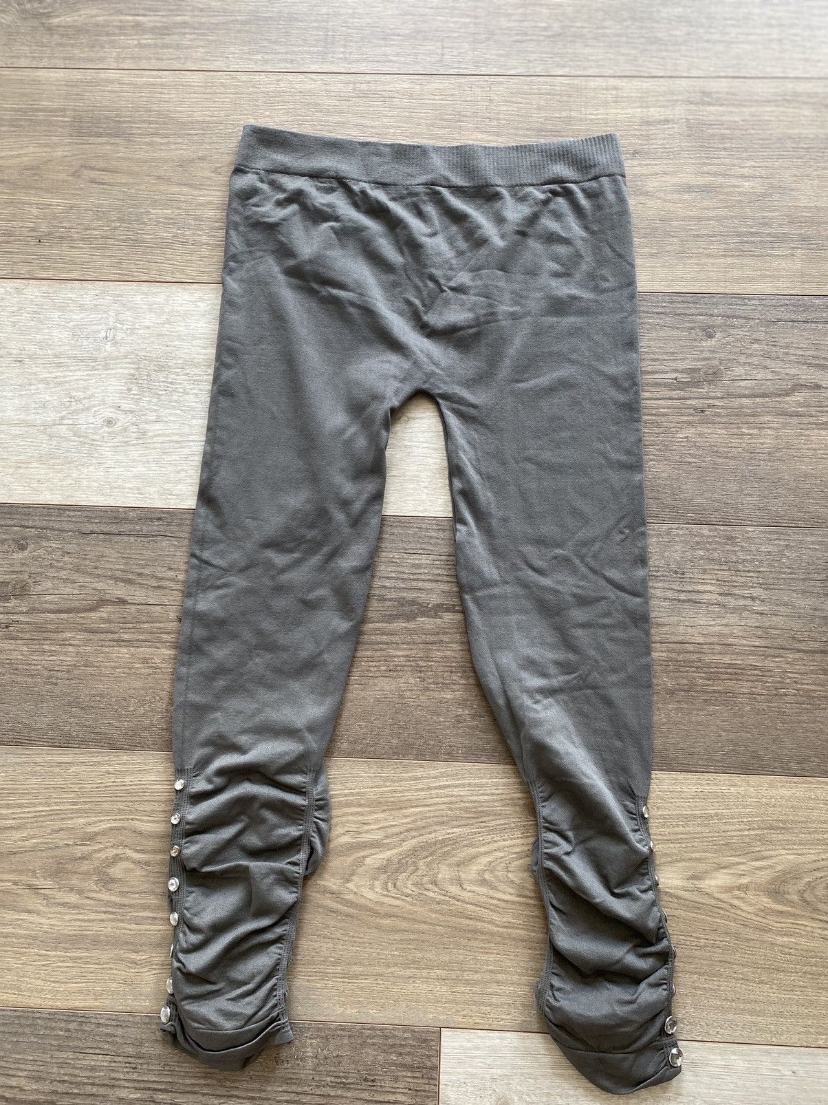 Other GRAY RUCHED CROPPED ANKLE LEGGINGS WITH RHINESTONES SIZE S Size 26" / US 2 / IT 38 - 5 Thumbnail