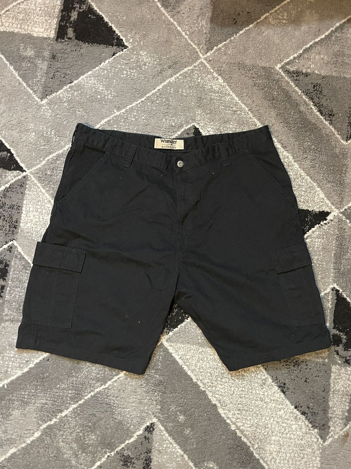 Wrangler Wrangler cargo shorts Size US 42 / EU 58 - 1 Thumbnail