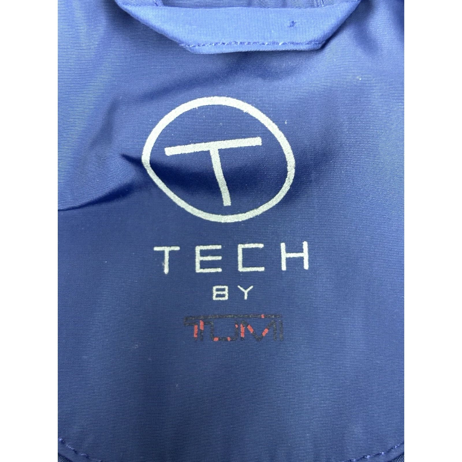 Tumi TUMI Jacket Windbreaker Mens XL Blue Waterproof Full Zip Stand-Up Collar Windbreaker Jacket Waterproof Packable Size US XL / EU 56 / 4 - 4 Thumbnail