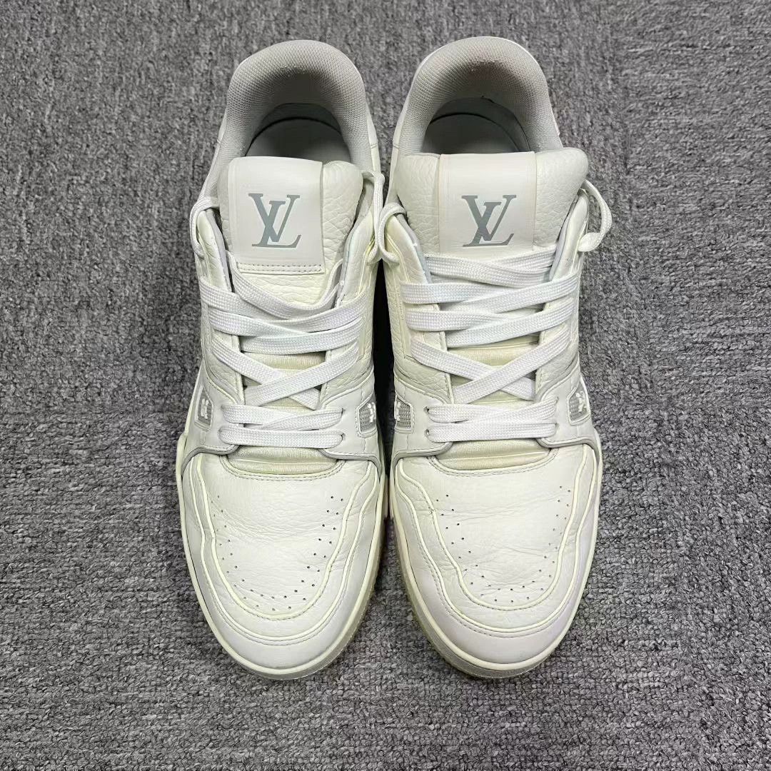 Louis Vuitton louis vuitton white low-top fashion sneakers Size US 8.5 / EU 41-42 - 2 Thumbnail